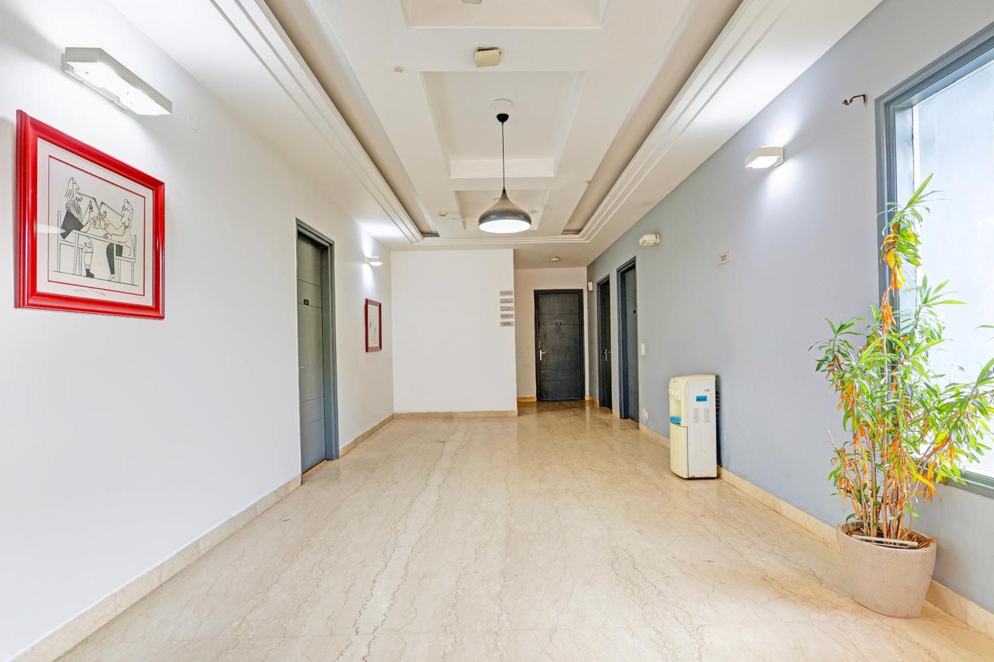 Townhouse Sector 49 Sohna Road Hotel Gurgaon