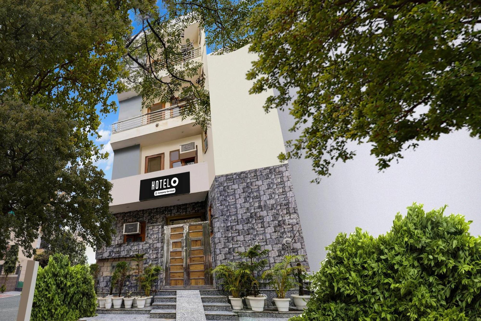 Hotel Super O Sector 52 Gurgaon
