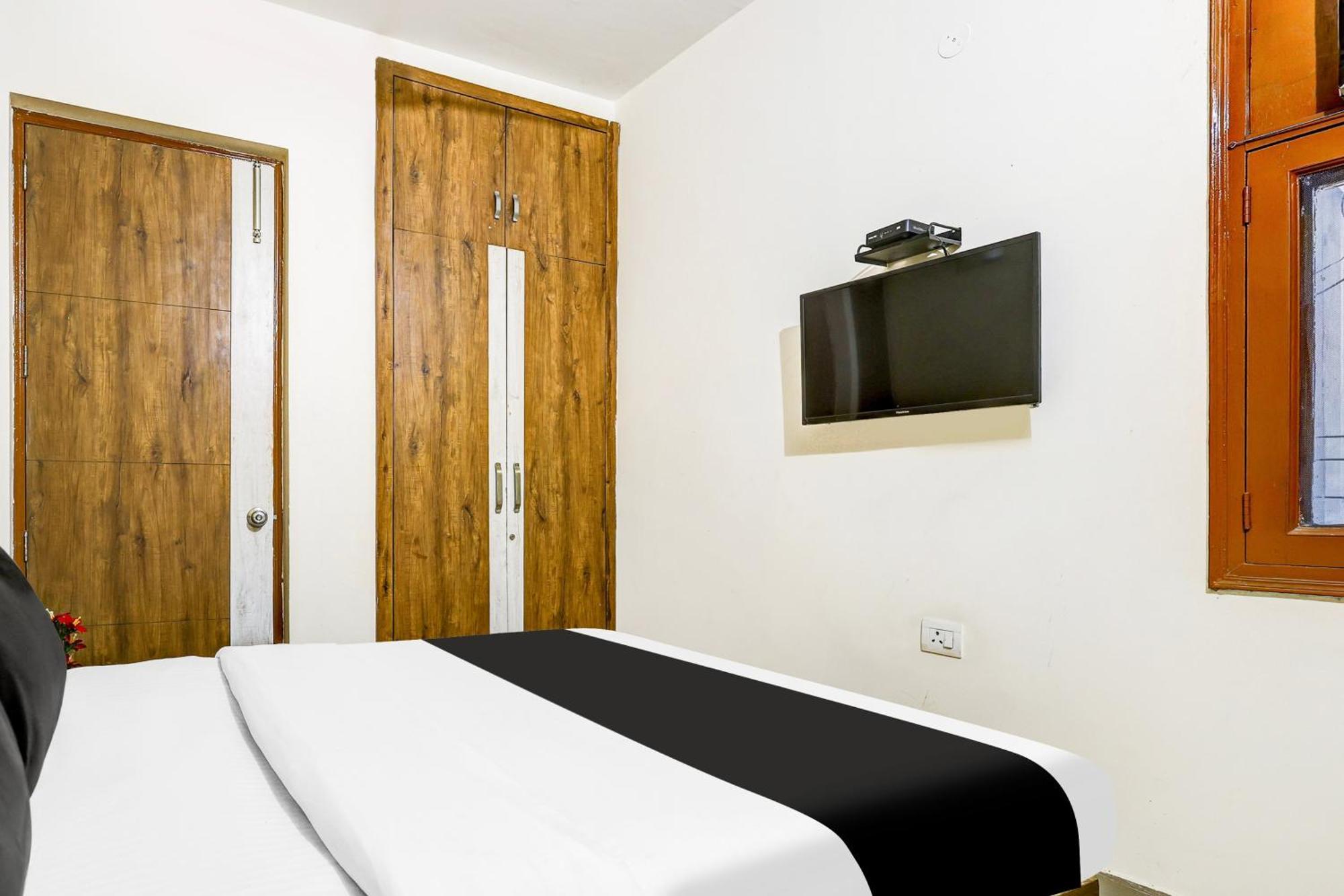 Hotel Super O Sector 52