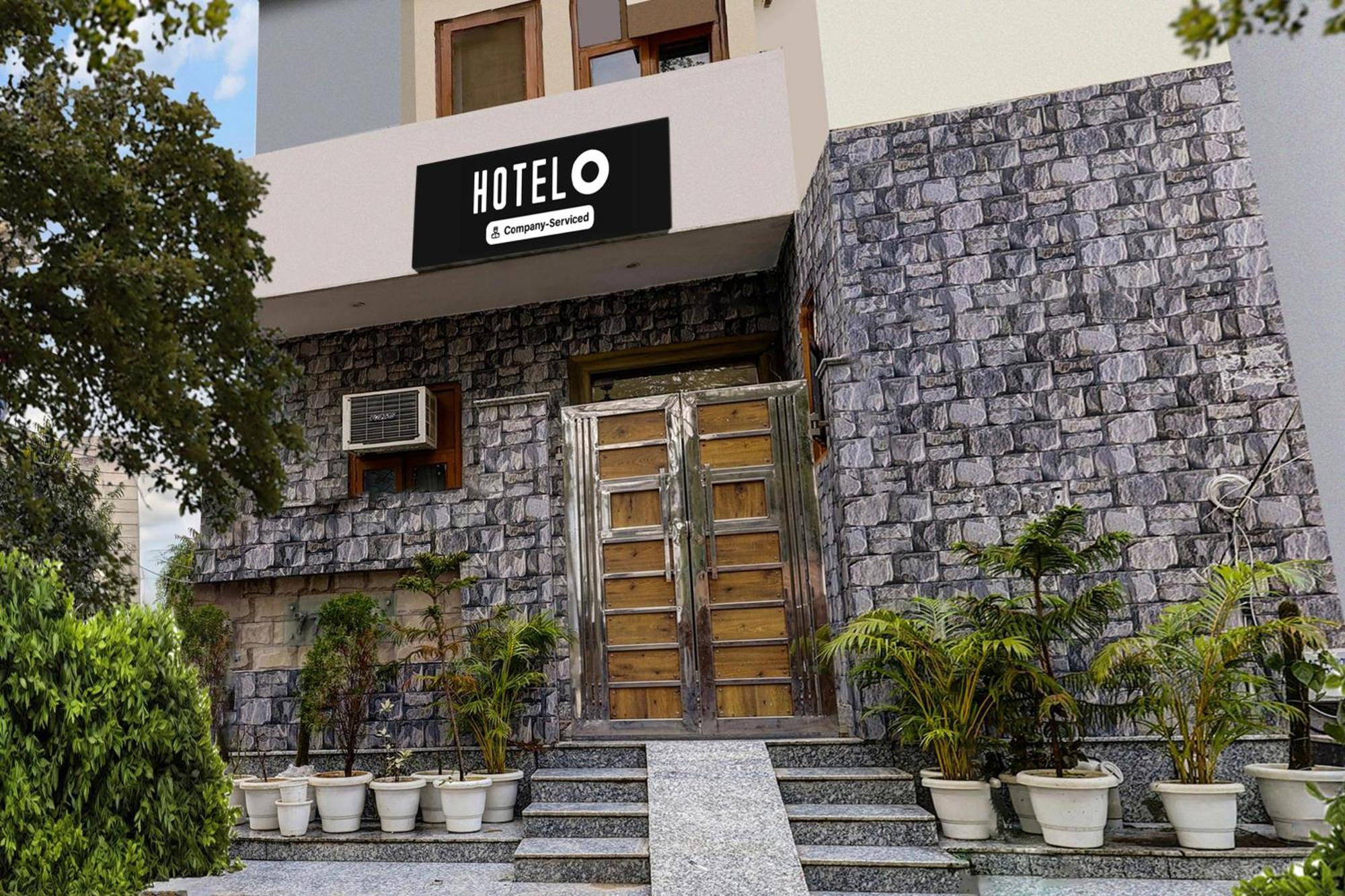Hotel Super O Sector 52 Gurgaon