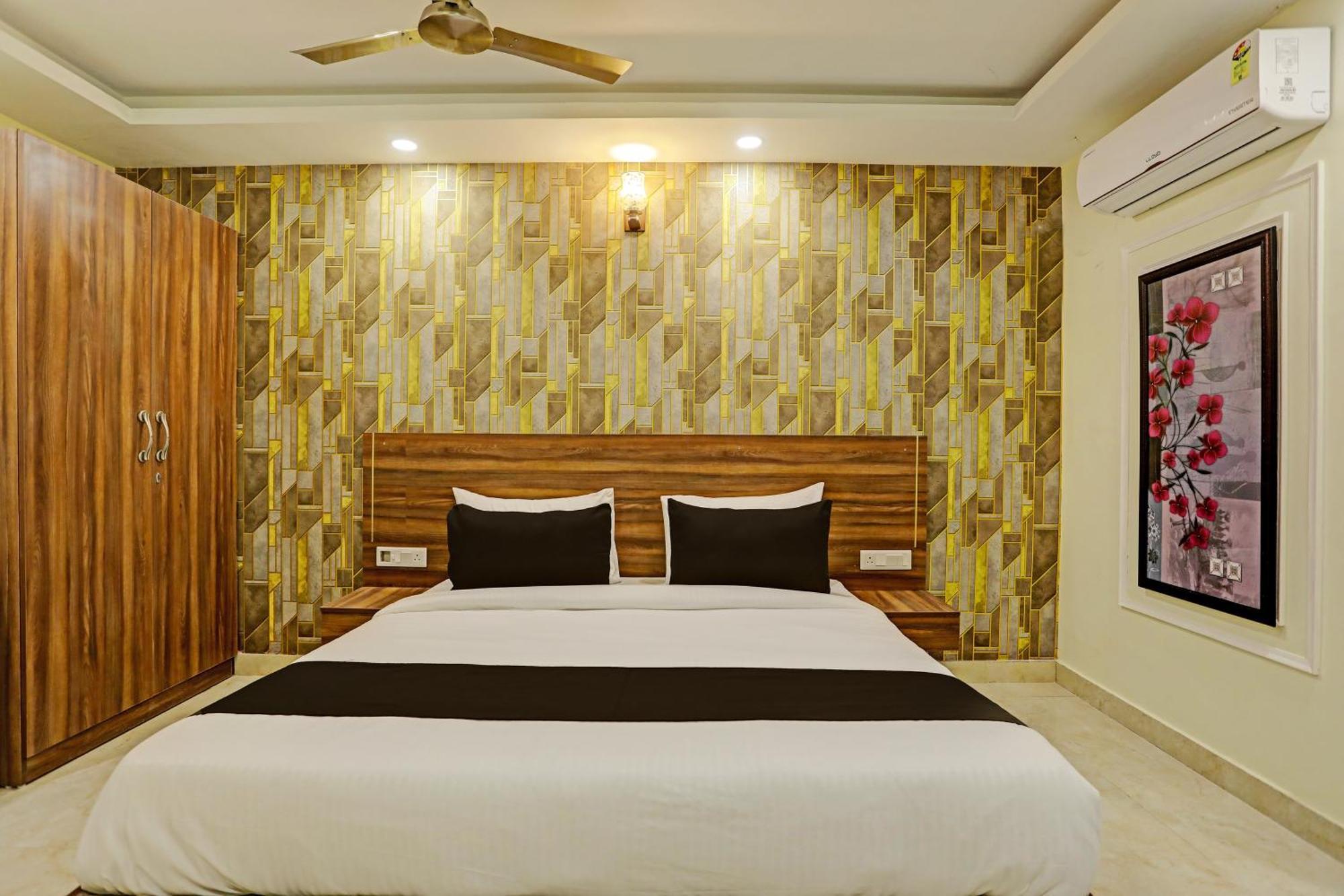 Collection O Jps Palm Gurgaon