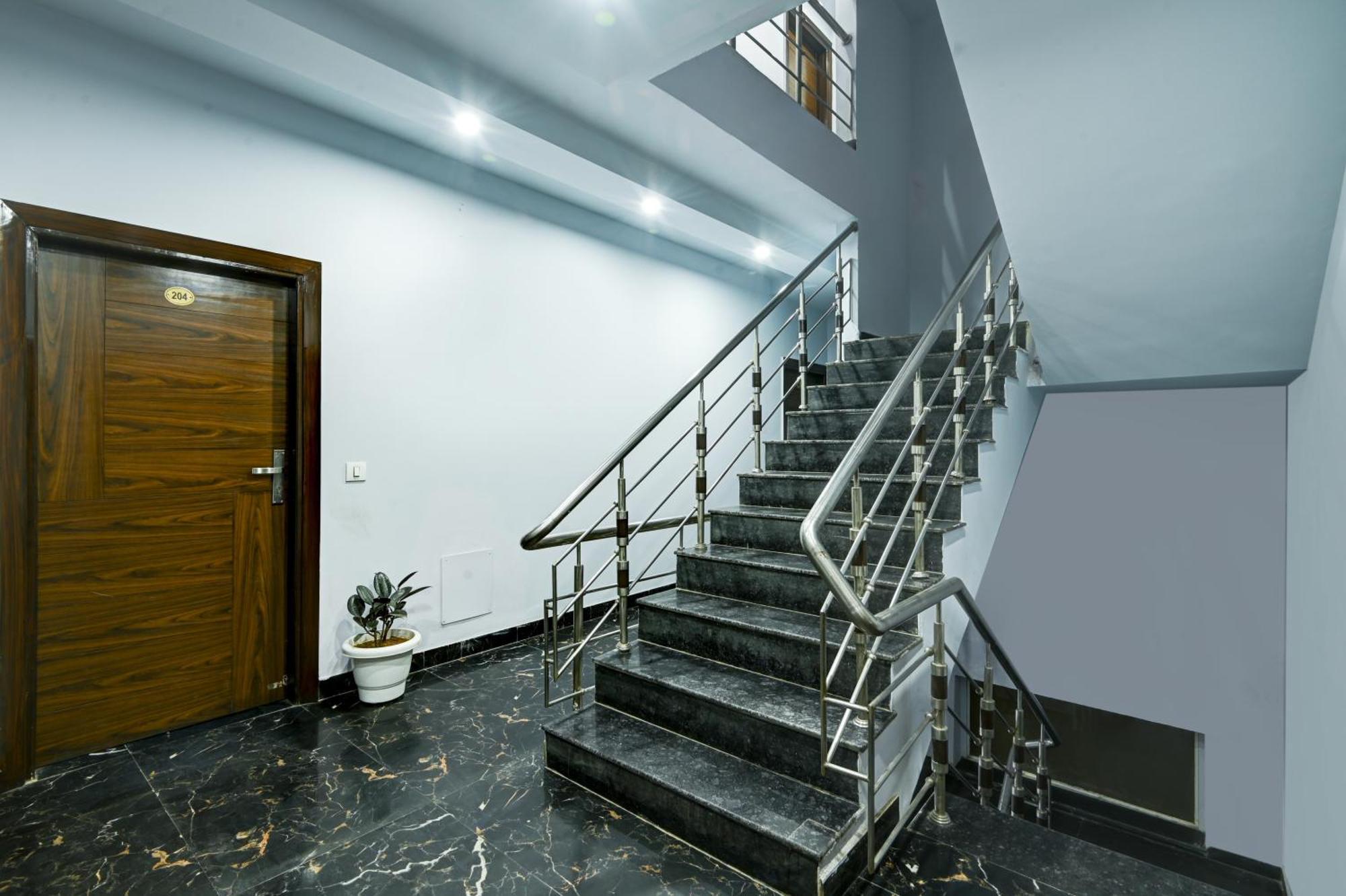 Nexhub - Unitech Cyber Park