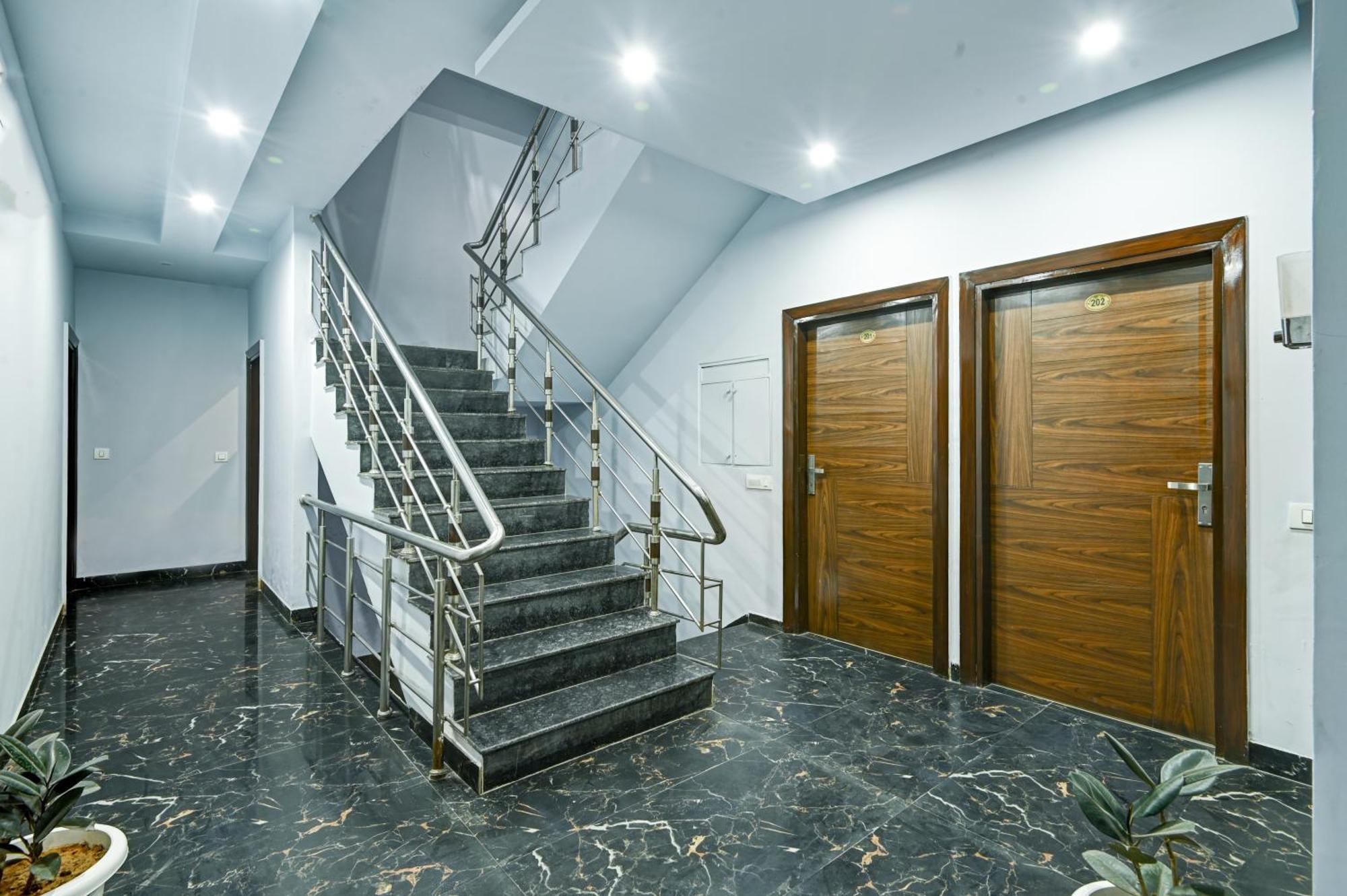 Nexhub - Unitech Cyber Park 3* Gurgaon