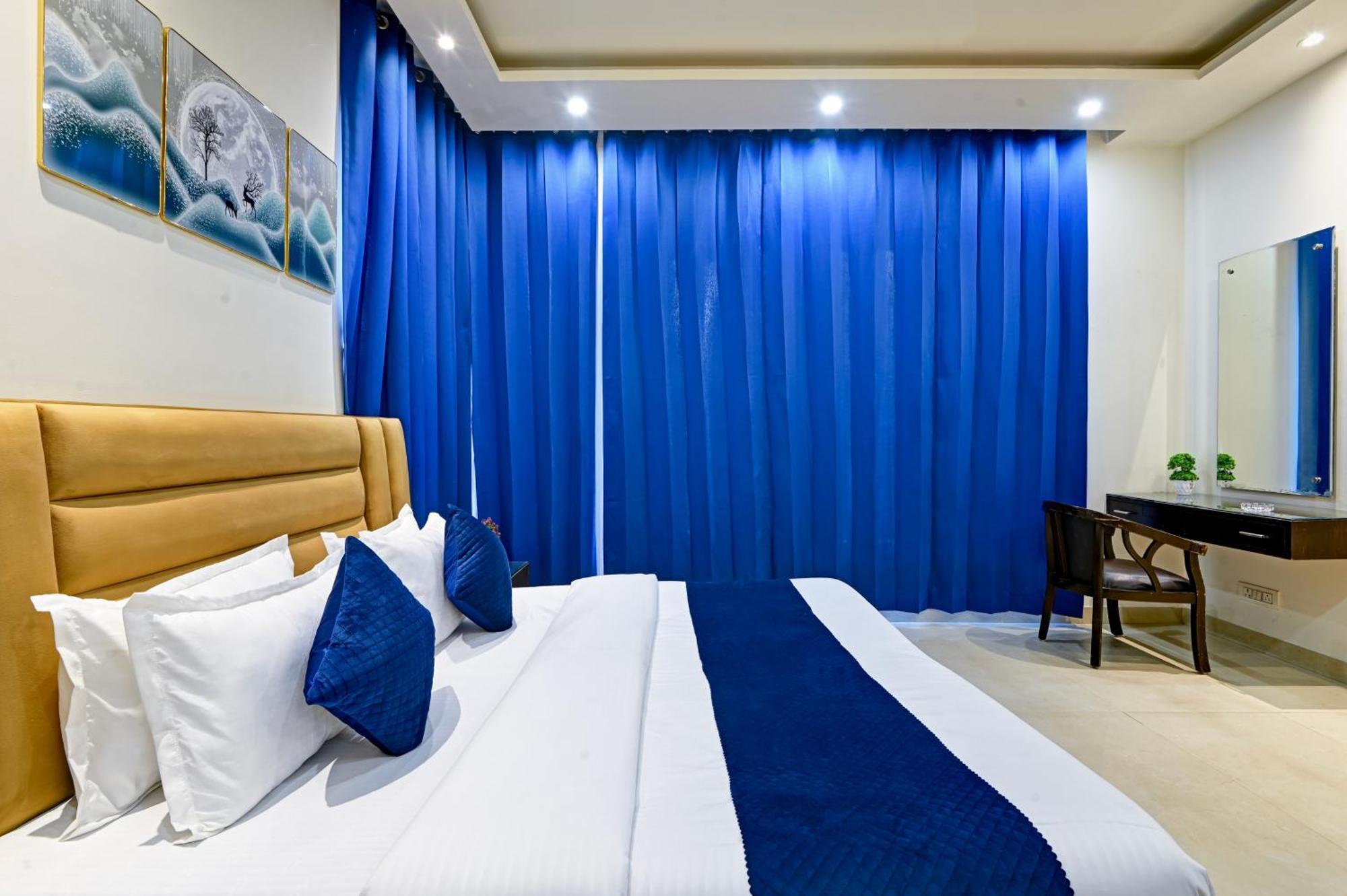 Nexhub - Unitech Cyber Park Hotel Gurgaon