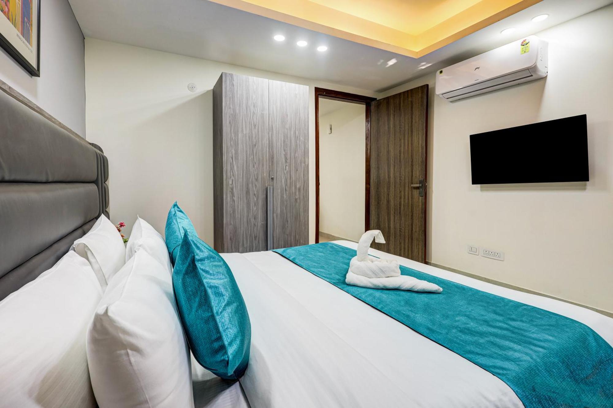 Aparthotel 1bhk Opp Marriott - Huda Centre Gurgaon