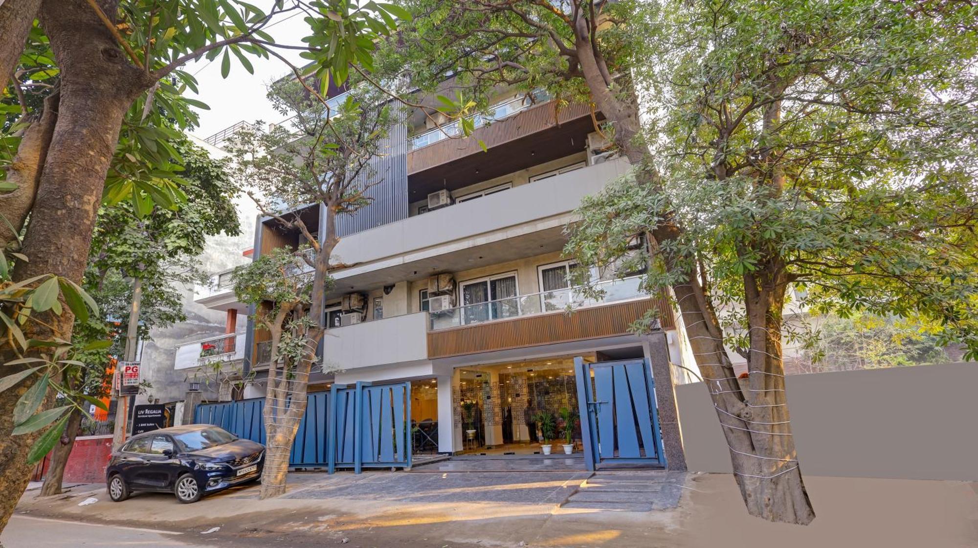1bhk Opp Marriott - Huda Centre *