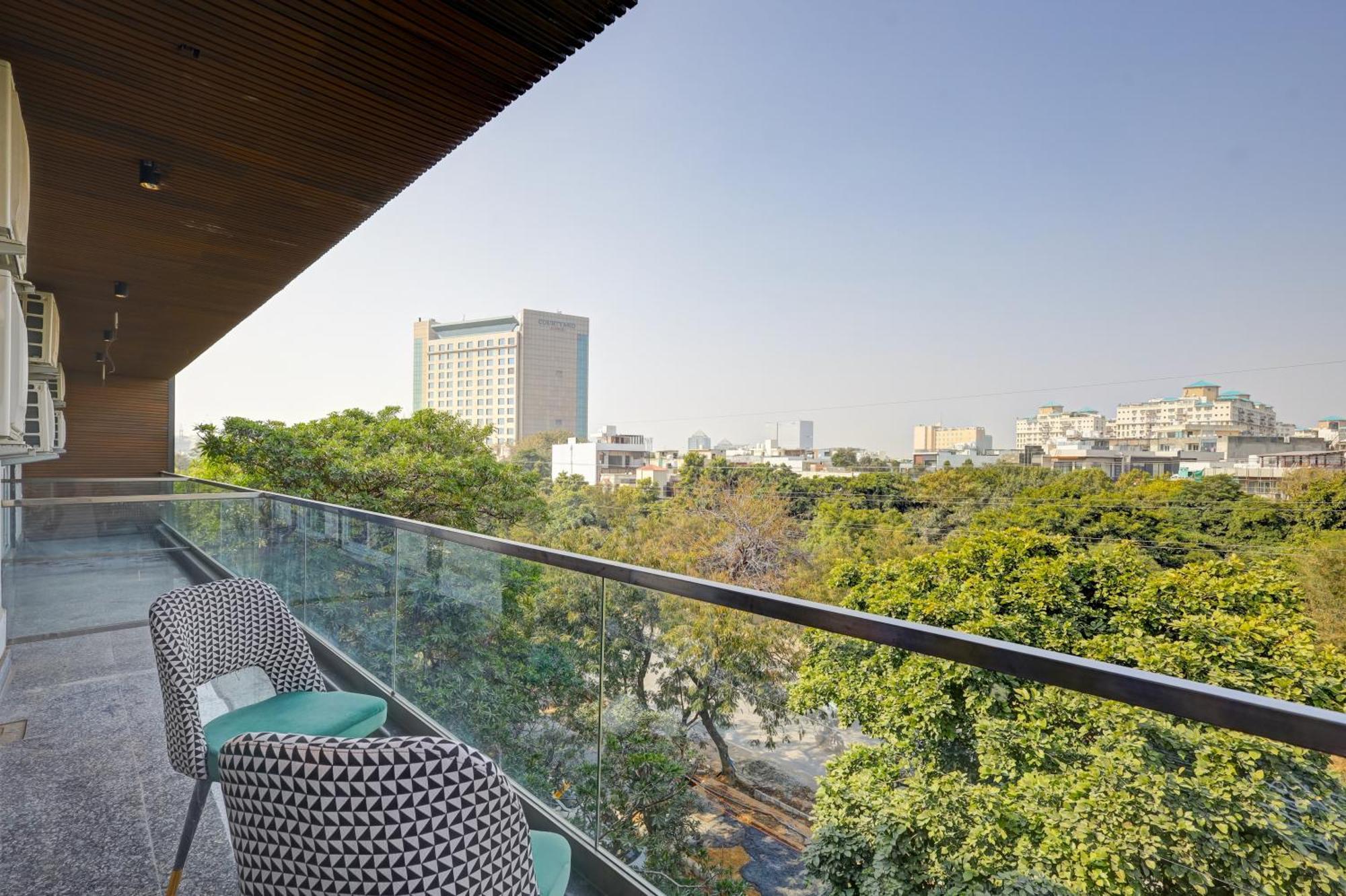 Aparthotel 1bhk Opp Marriott - Huda Centre *