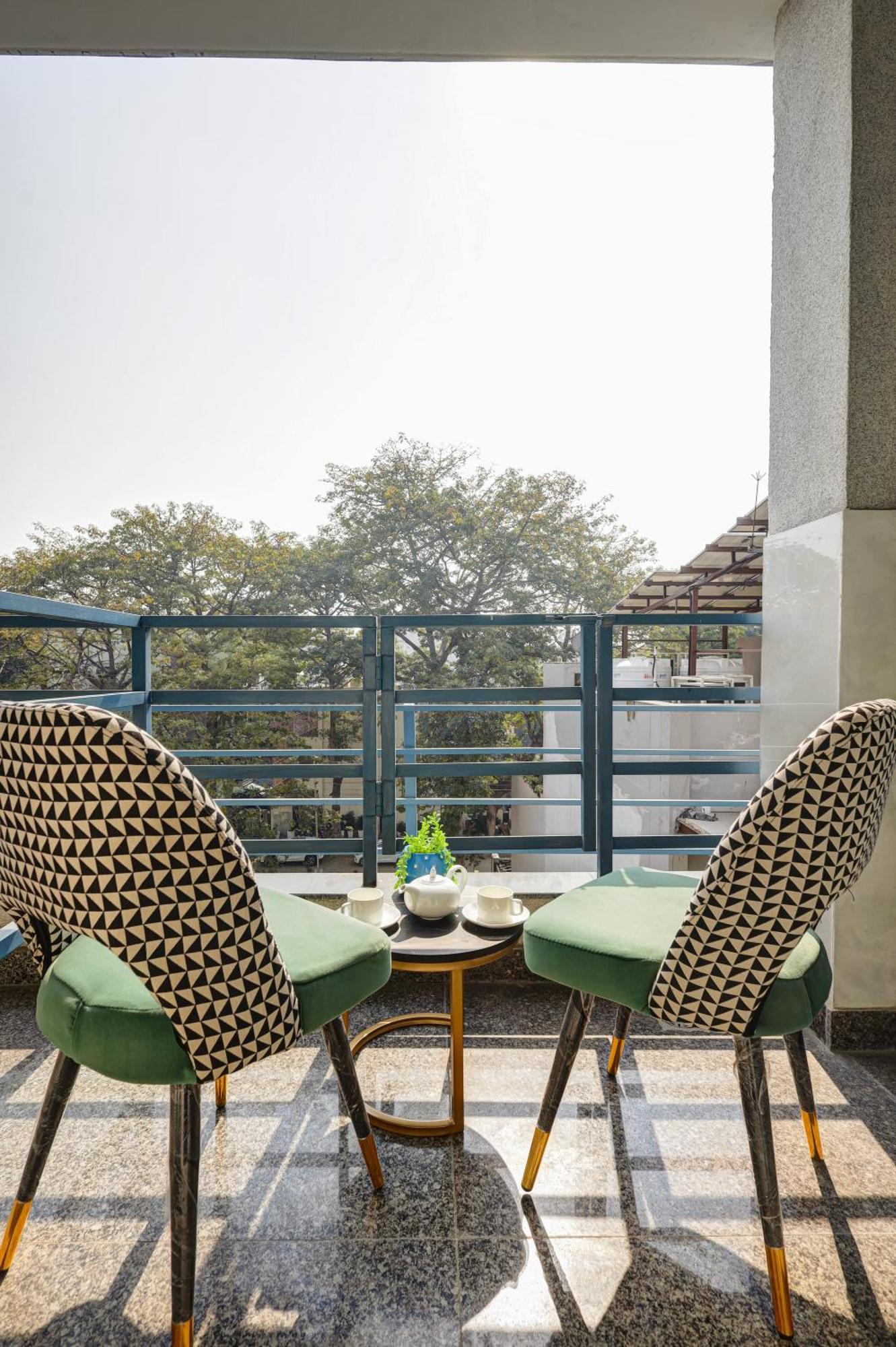 1bhk Opp Marriott - Huda Centre Aparthotel Gurgaon