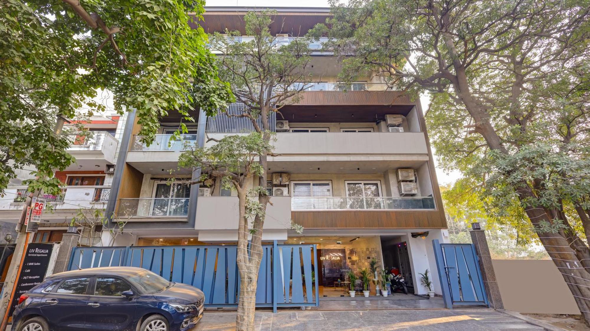 1bhk Opp Marriott - Huda Centre * Gurgaon