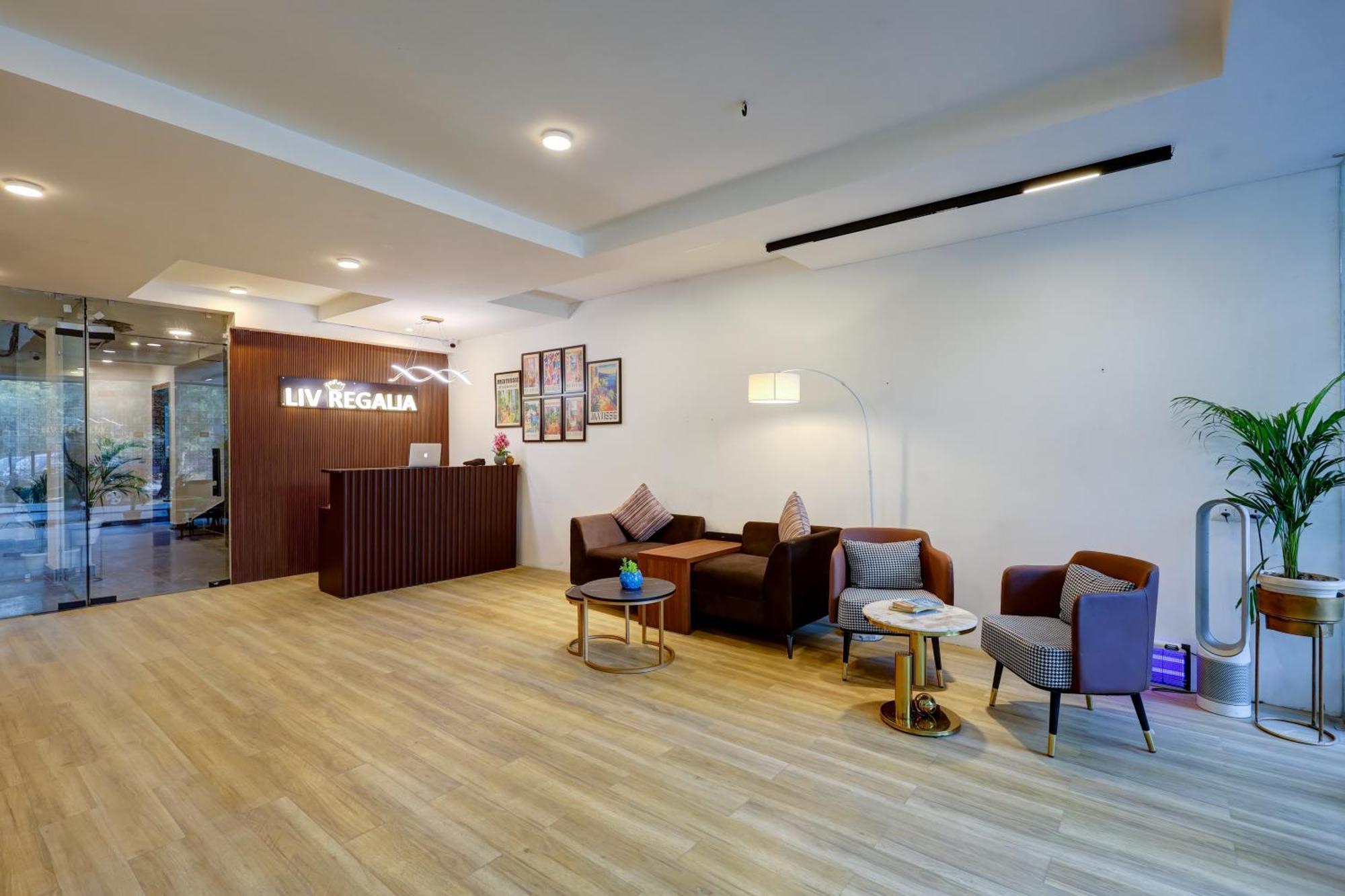 1bhk Opp Marriott - Huda Centre *