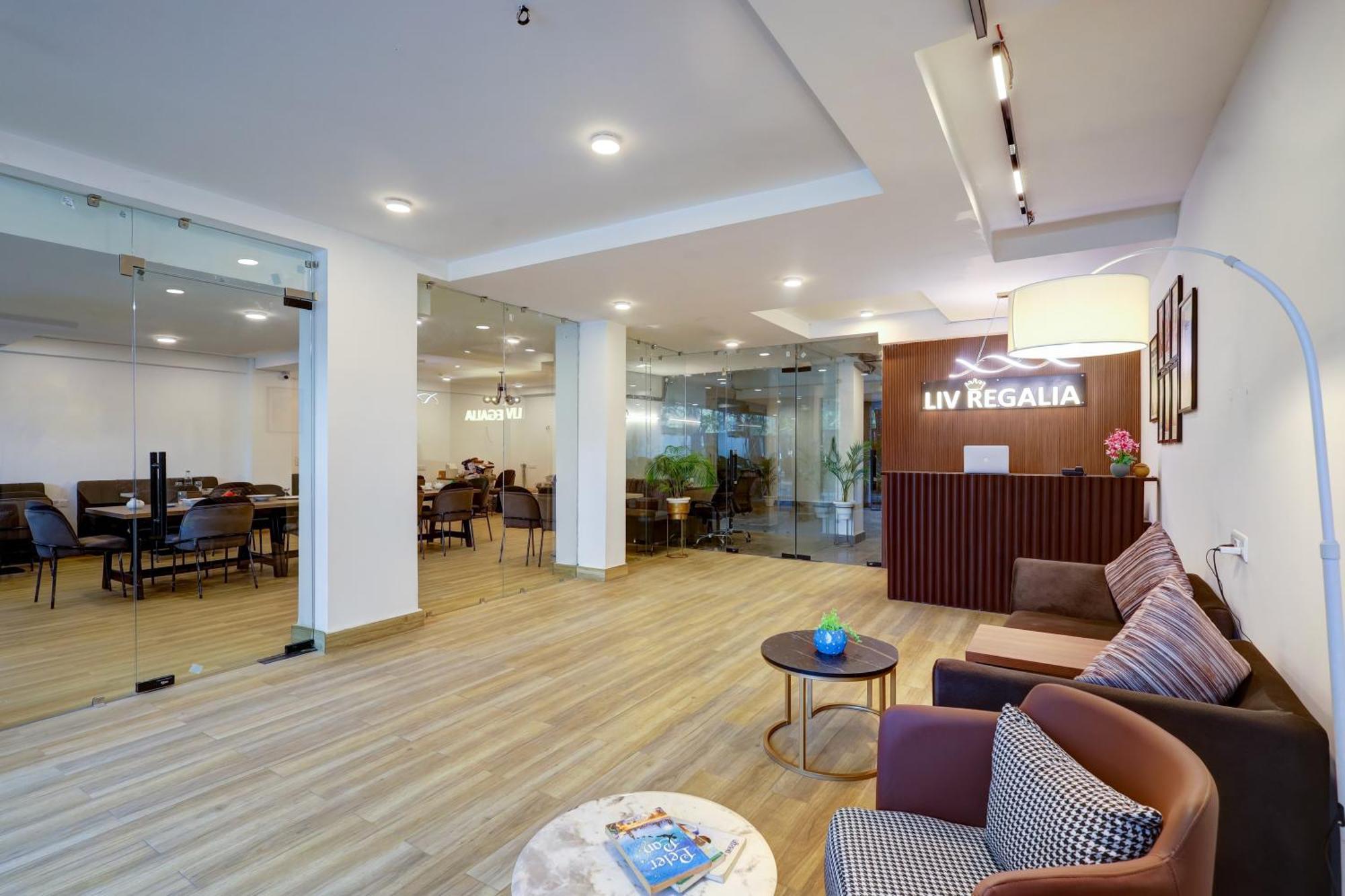 1bhk Opp Marriott - Huda Centre