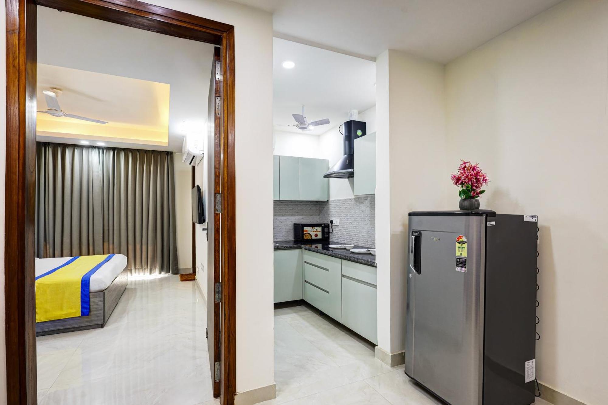 1bhk Opp Marriott - Huda Centre Gurgaon