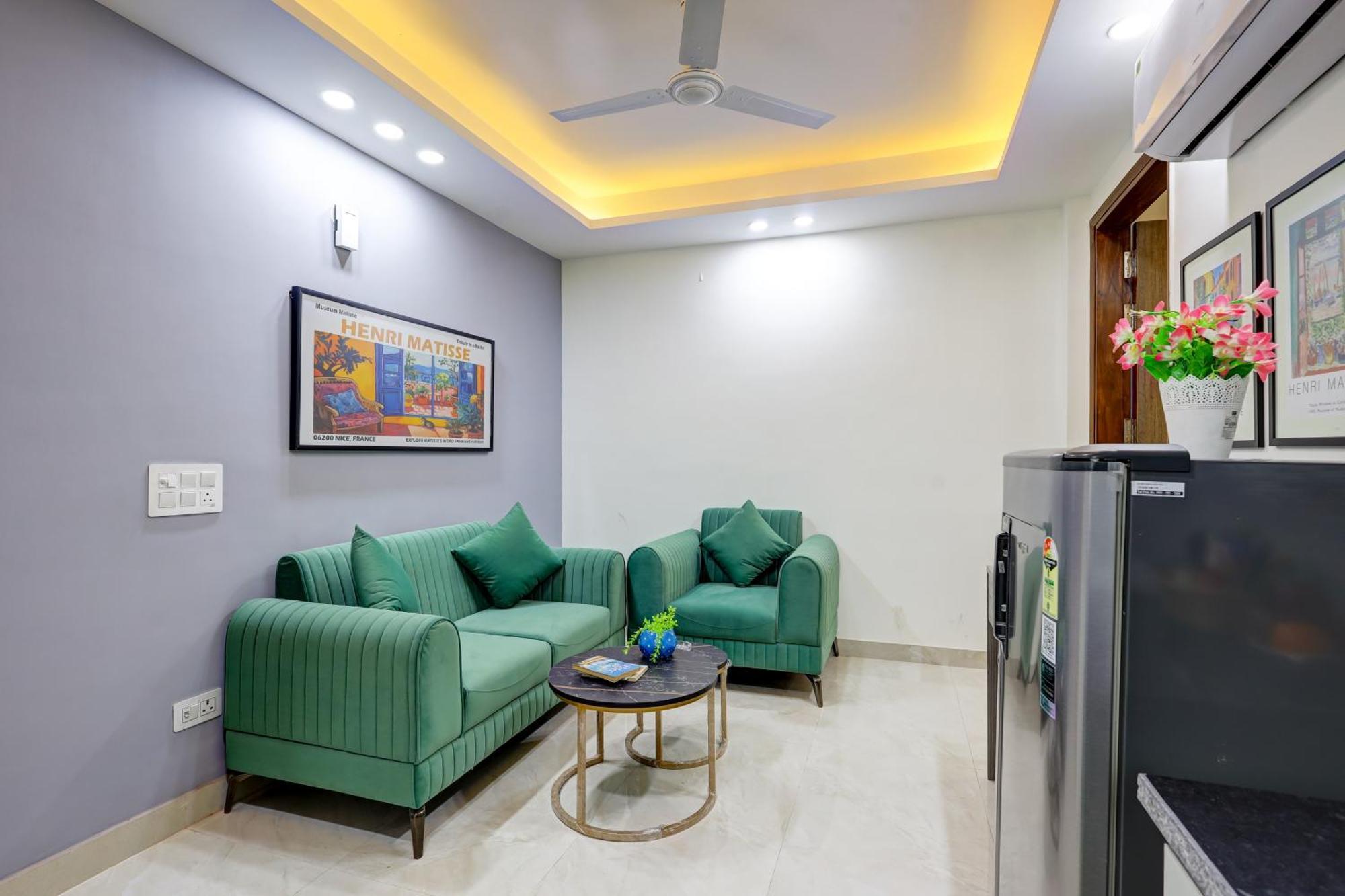 1bhk Opp Marriott - Huda Centre