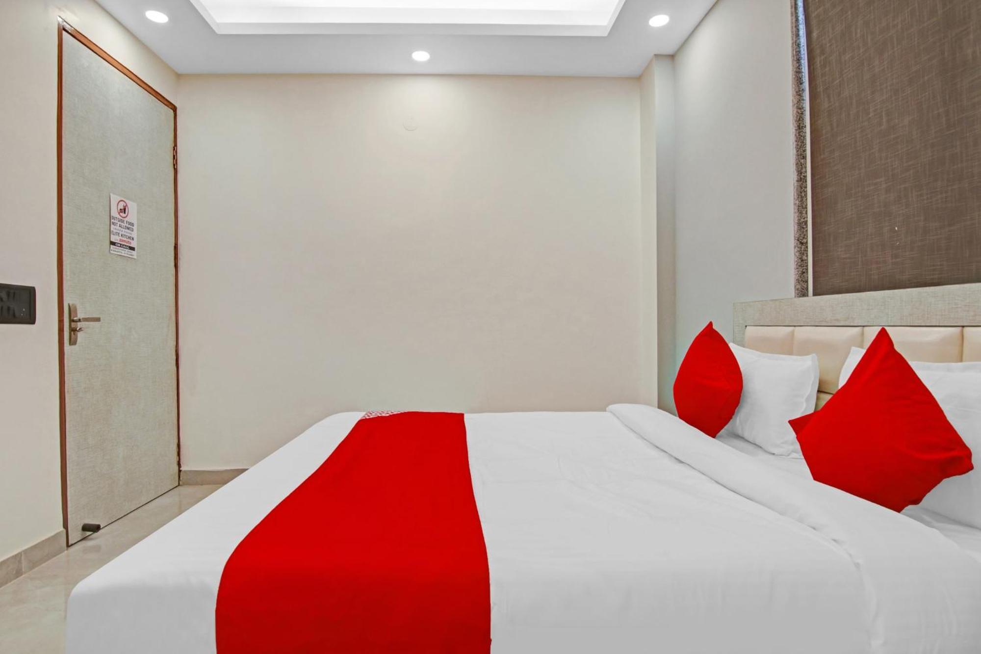 O The Royal 4* Gurgaon