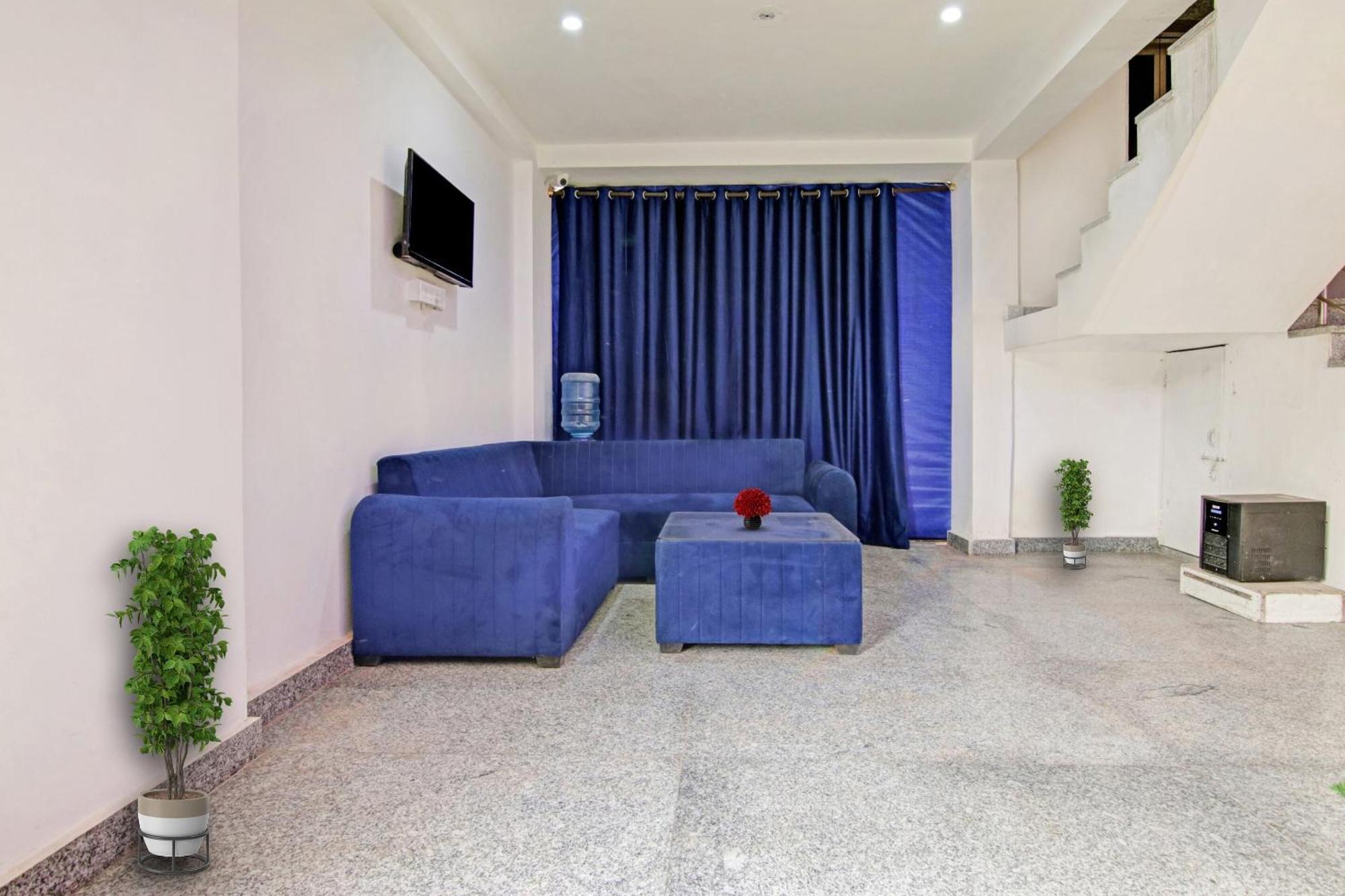 O The Royal Hotel Gurgaon