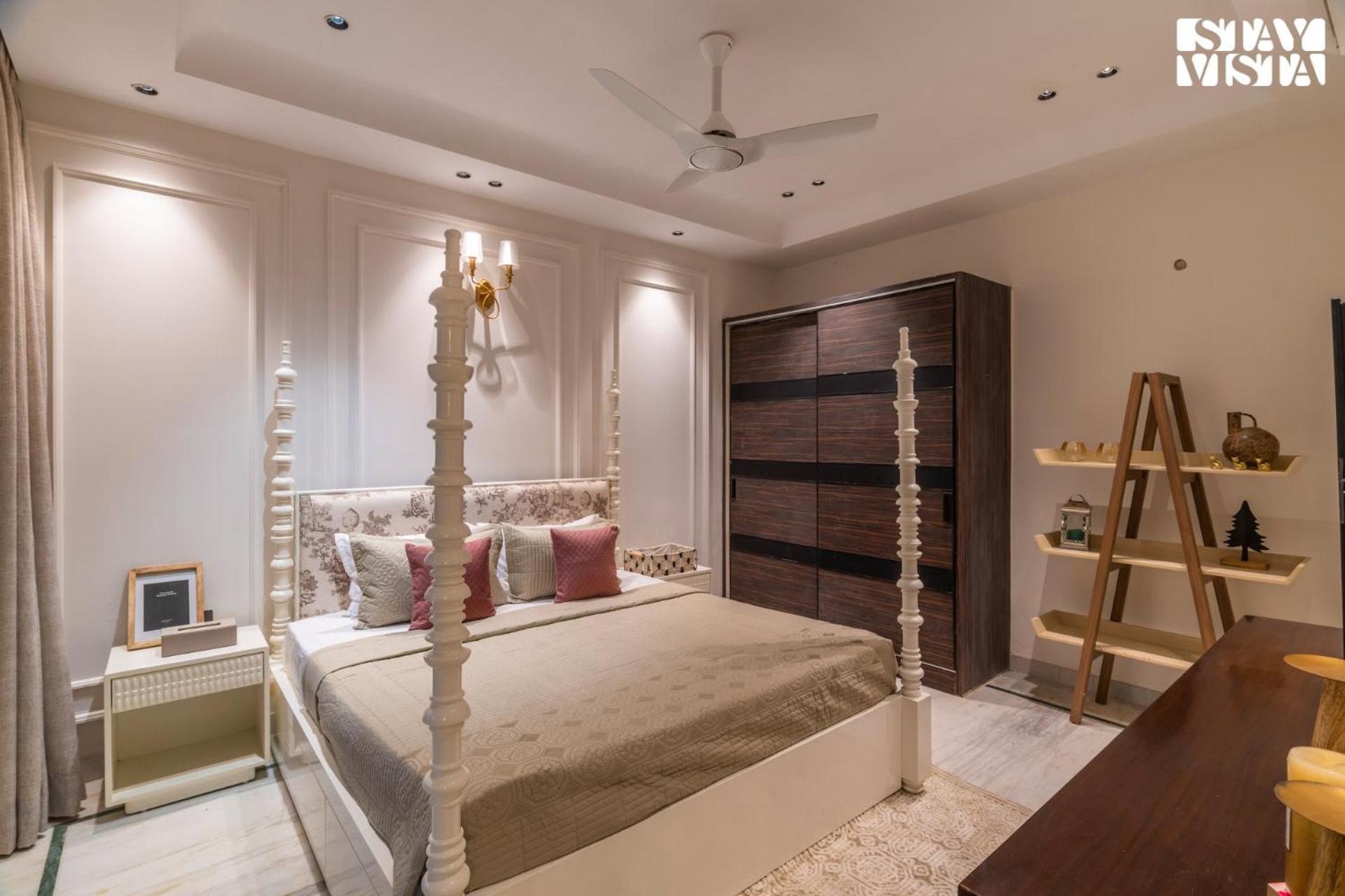 Stayvista At Barton Estate With Outdoor Pool - Manesar * Gurgaon