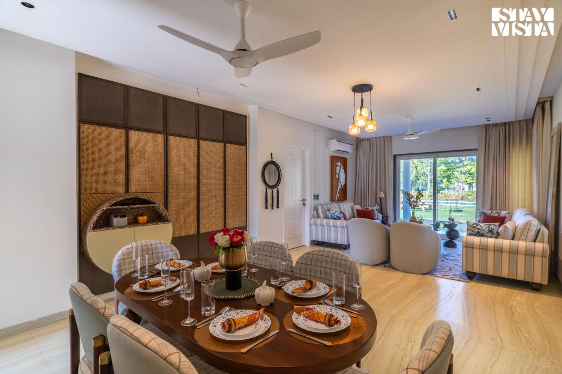 Villa Stayvista At Barton Estate With Outdoor Pool - Manesar *