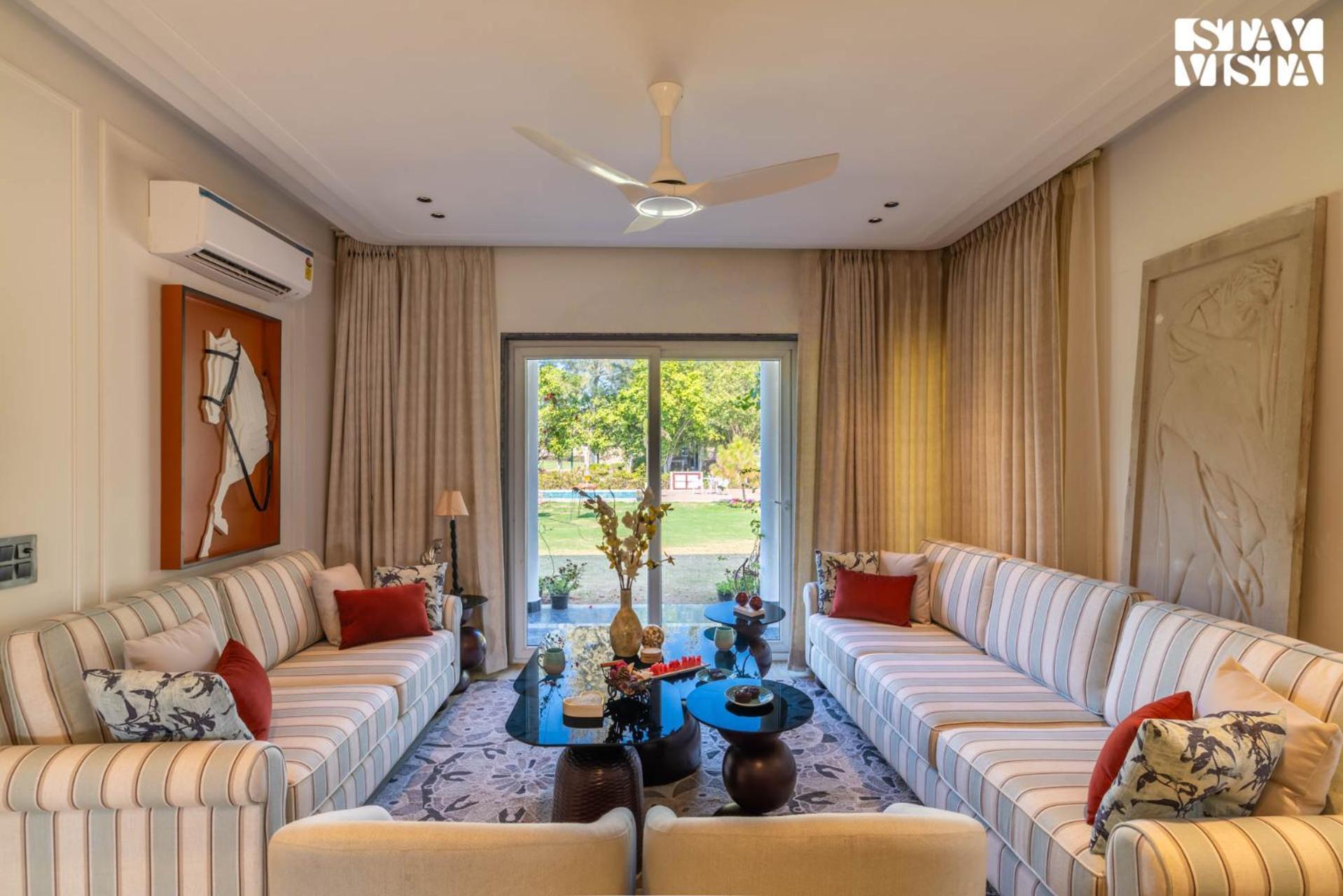 Villa Stayvista At Barton Estate With Outdoor Pool - Manesar *