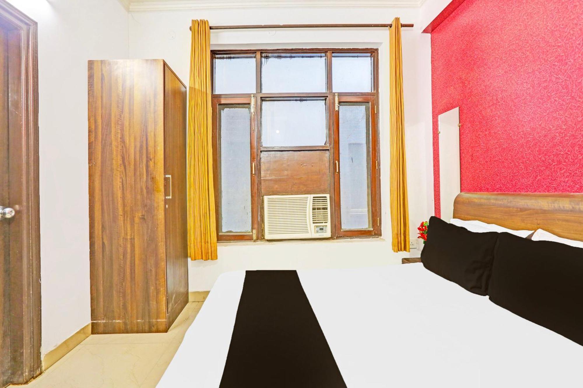 Hotel O Paradise Residency
