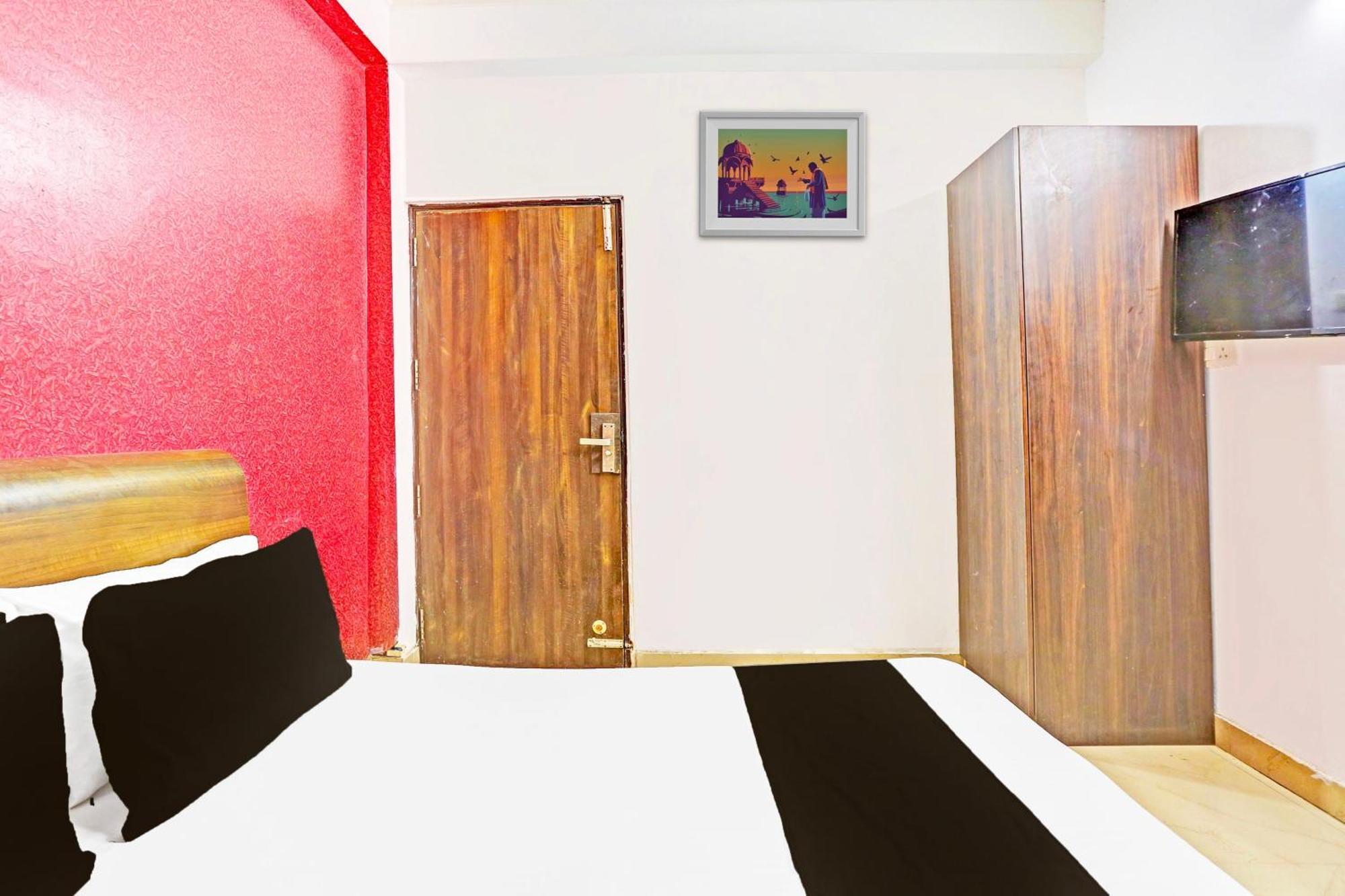 O Paradise Residency 3*