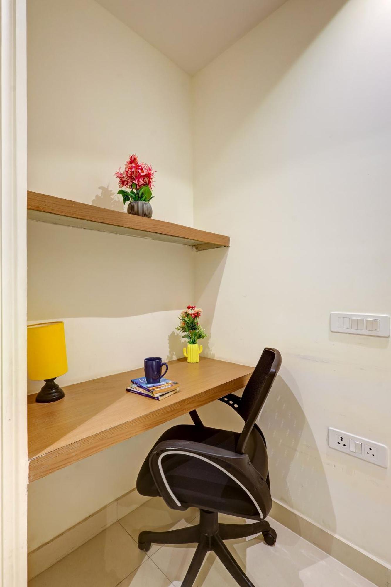 Flxho Penta - 1 Bhk Luxury Golf Course Road * Gurgaon
