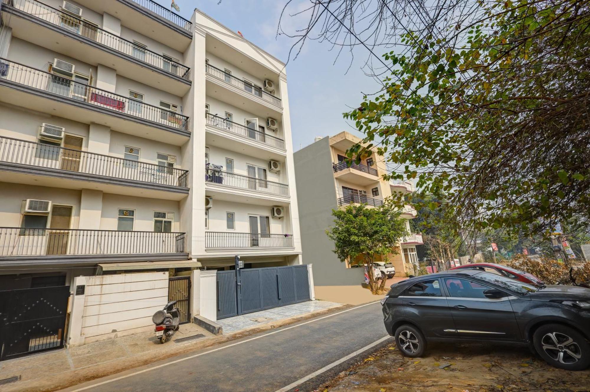 Flxho Penta - 1 Bhk Luxury Golf Course Road Apartment Gurgaon