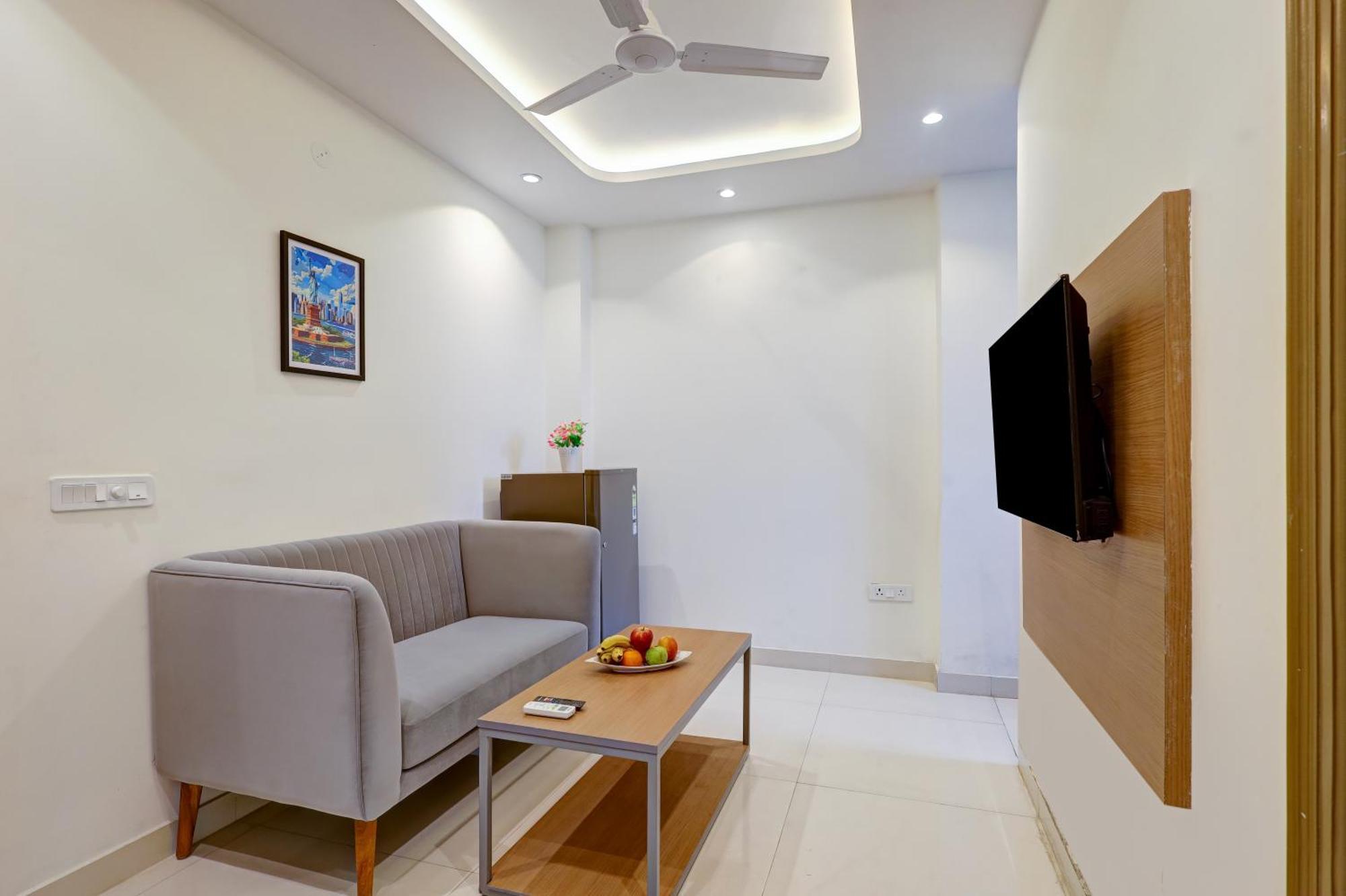 Flxho Penta - 1 Bhk Luxury Golf Course Road Apartment Gurgaon
