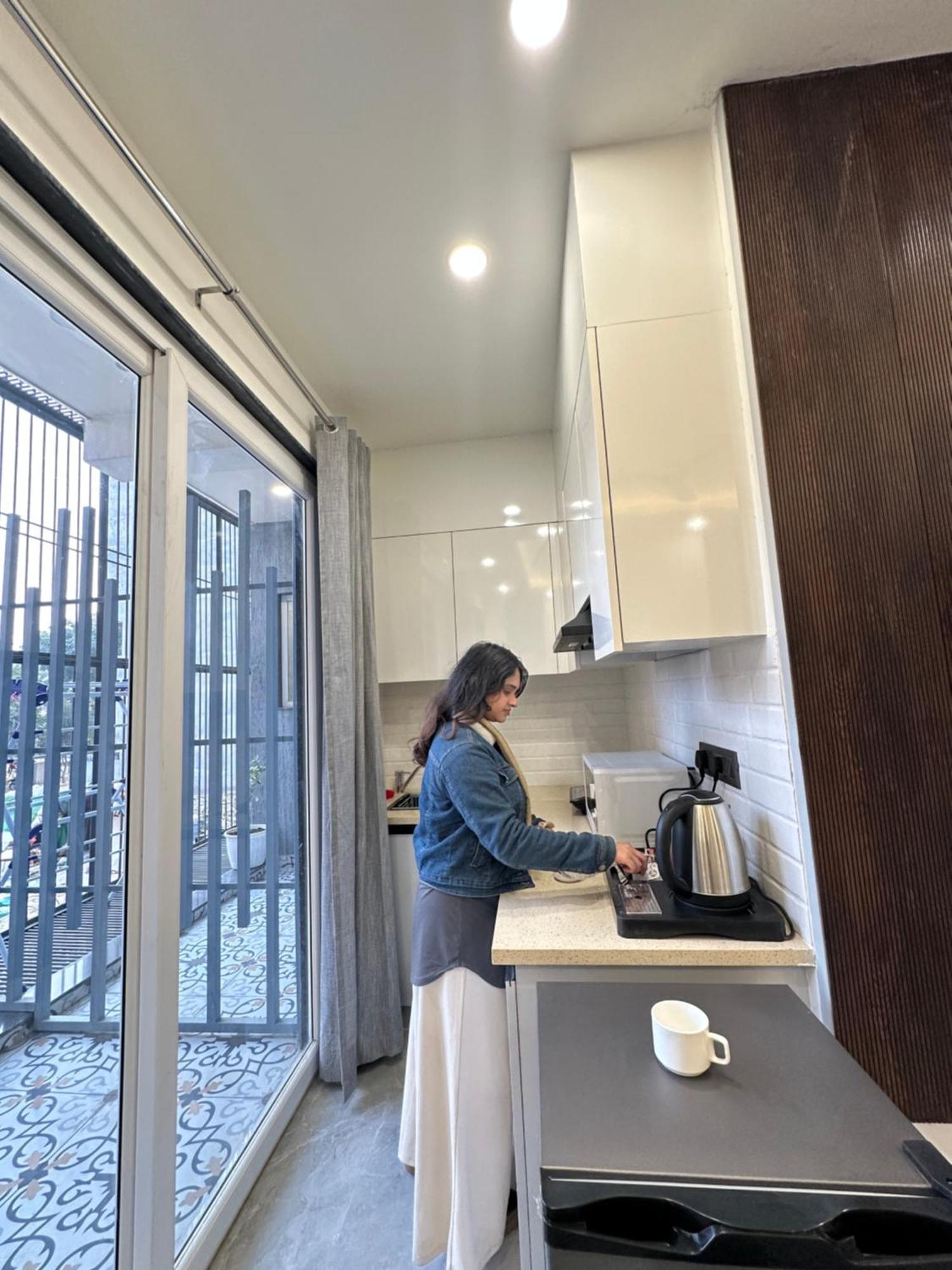 Apartment Street By Lime Tree Sector 51 *