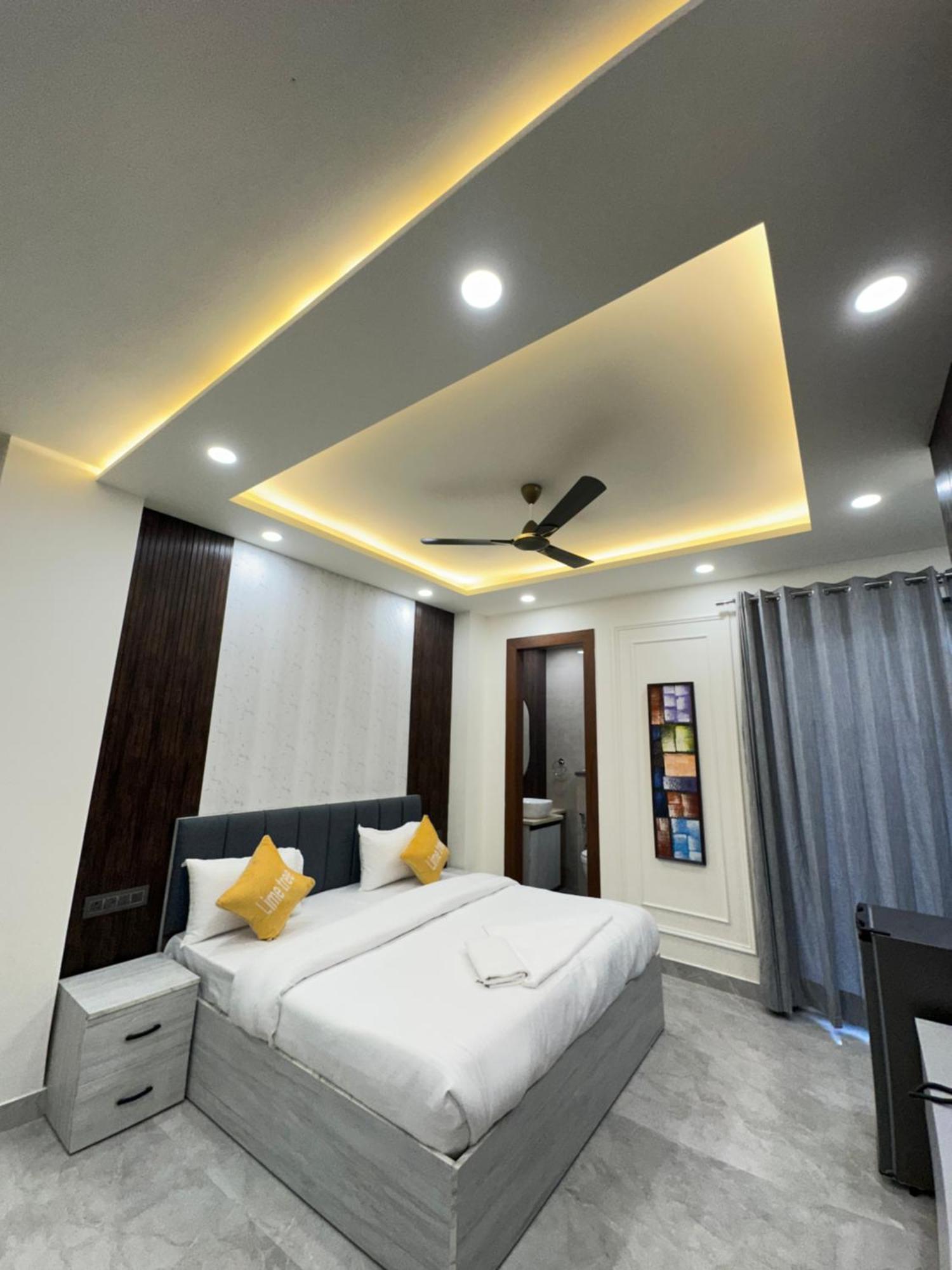 Apartment Street By Lime Tree Sector 51