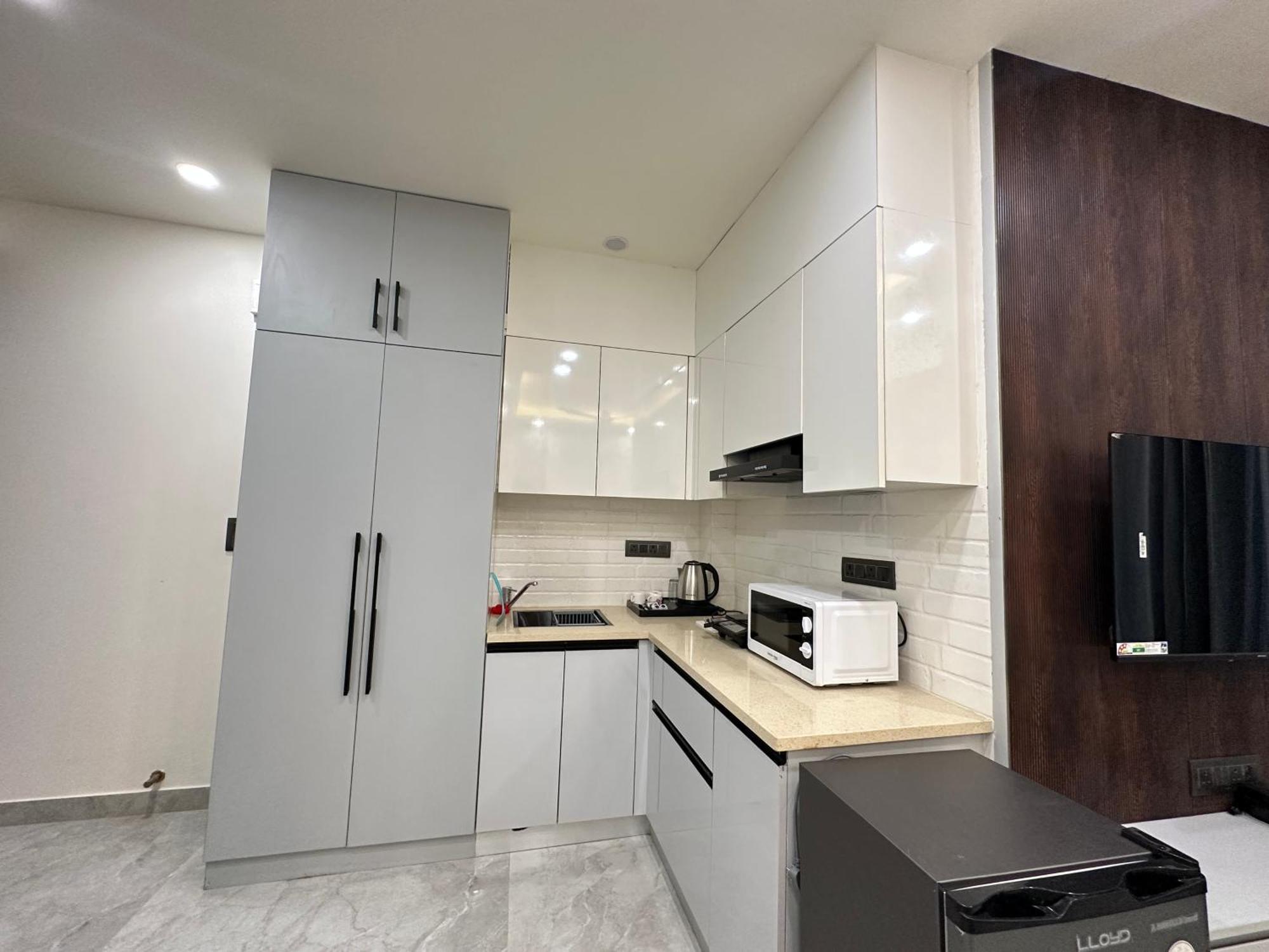 Apartment Street By Lime Tree Sector 51 *