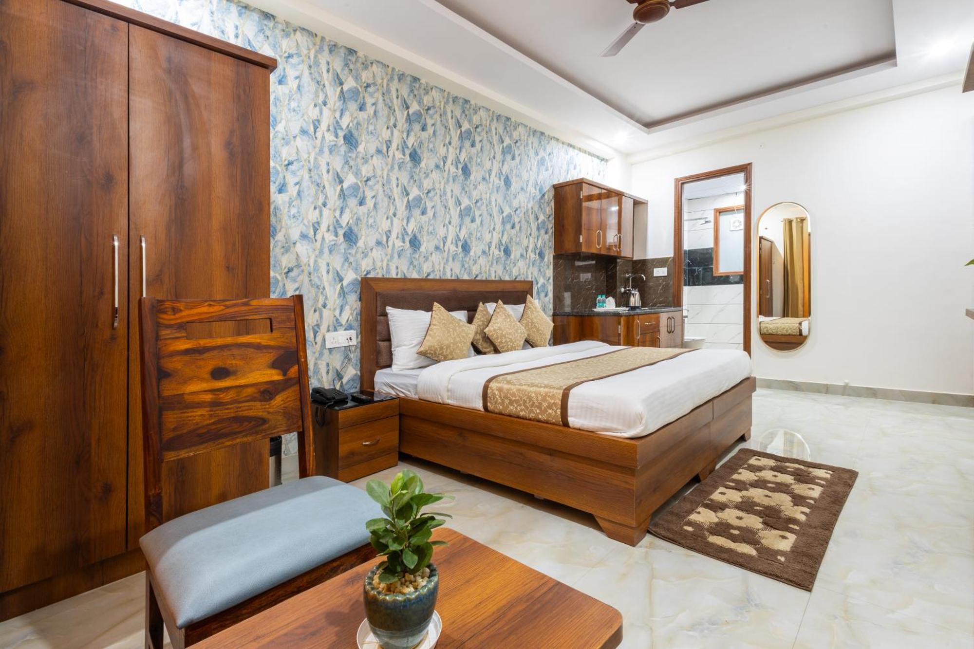 Hotel Gill Comfort - Close To Medanta, Artemis And Fortis Hospital Gurgaon