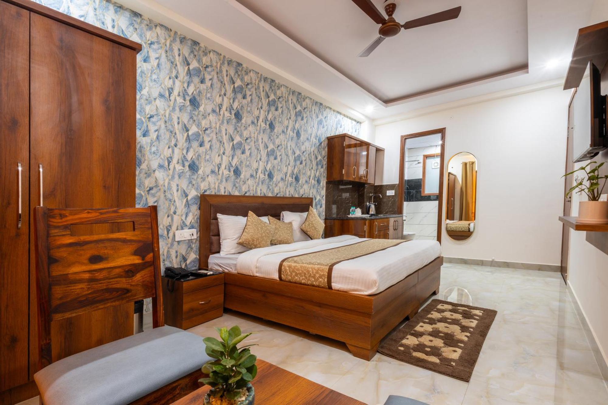 Gill Comfort - Close To Medanta, Artemis And Fortis Hospital Hotel 4*