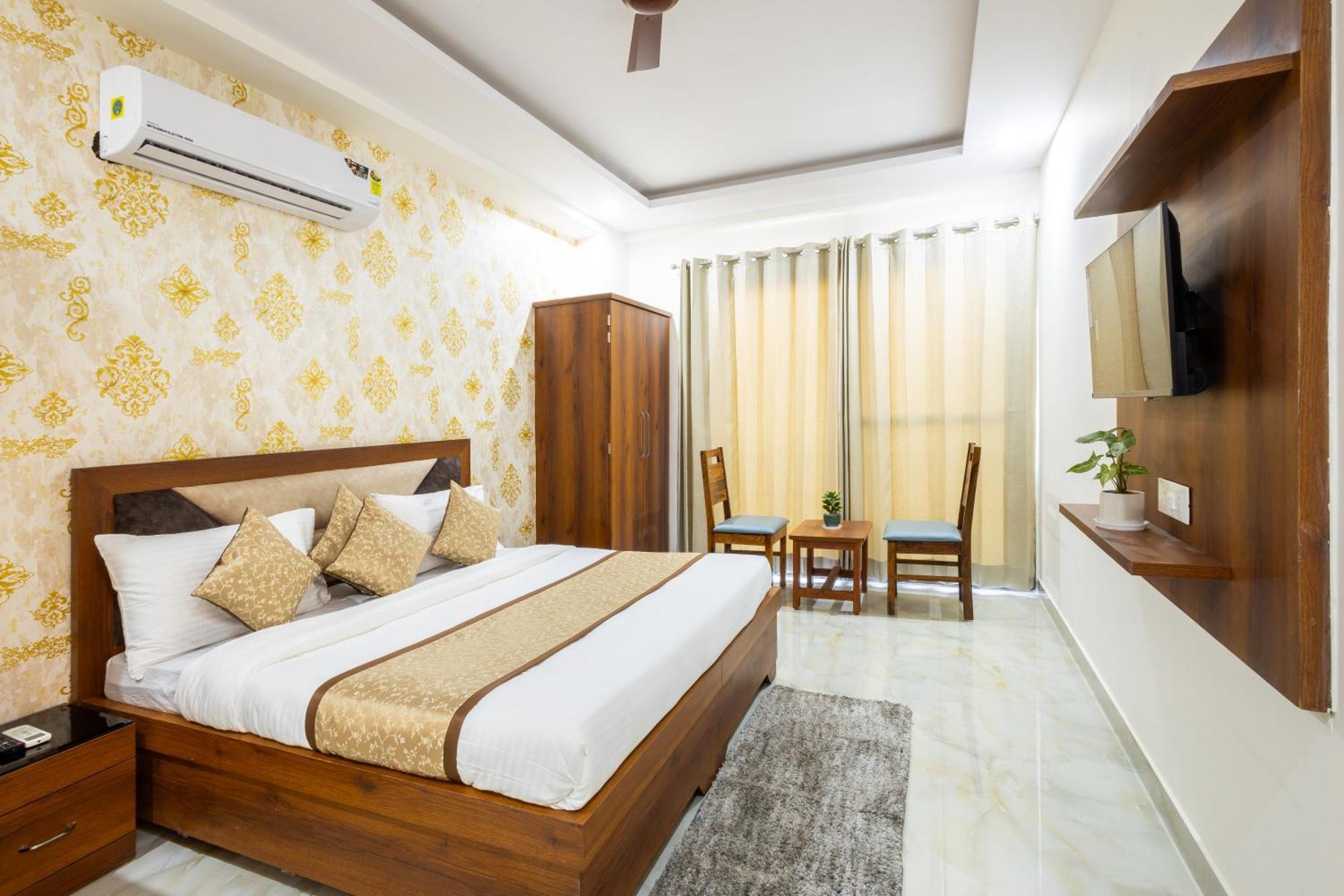Gill Comfort - Close To Medanta, Artemis And Fortis Hospital Hotel 4*