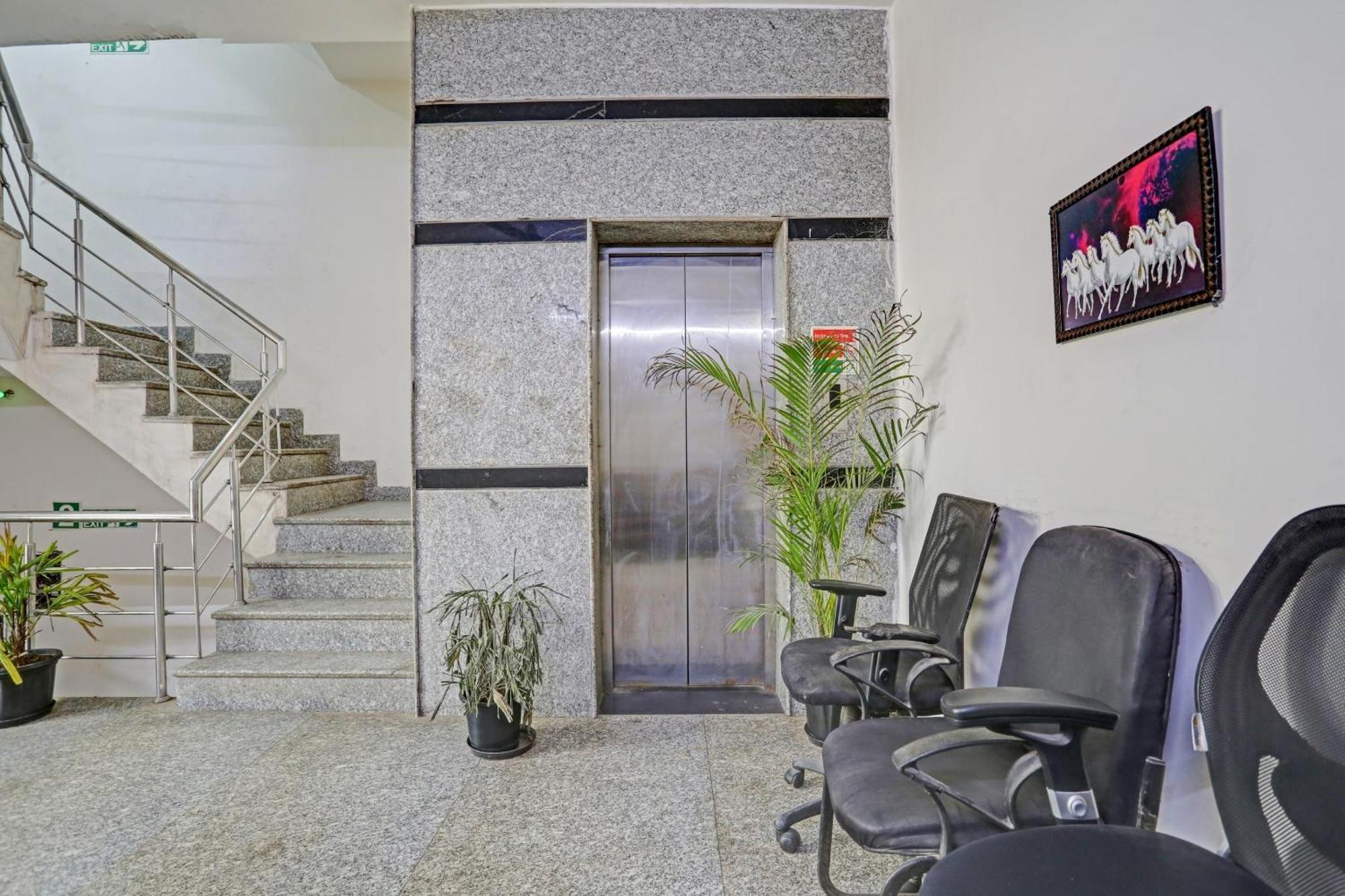 Hotel Hotel O Stanley Falls 4*