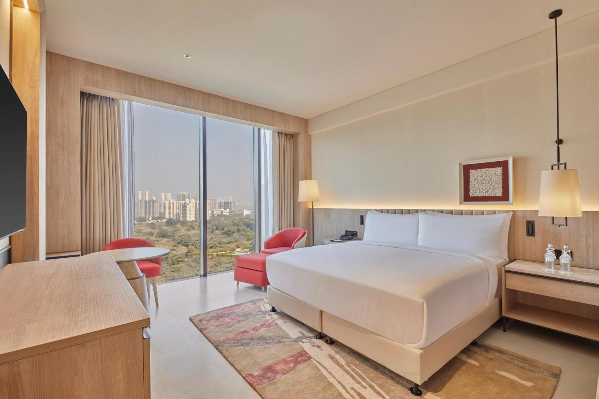 Hotel Hilton Gurugram Baani Centre Gurgaon