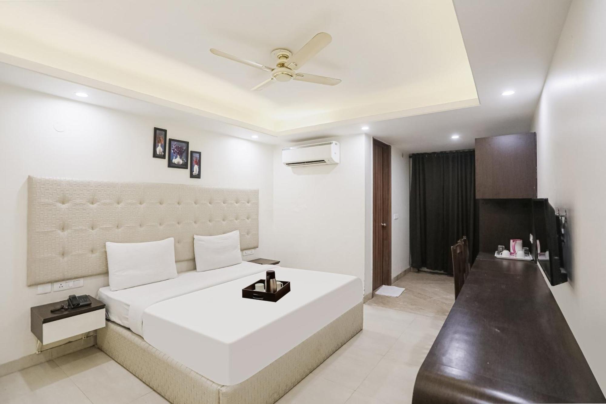 Hotel Townhouse The Amv 4*