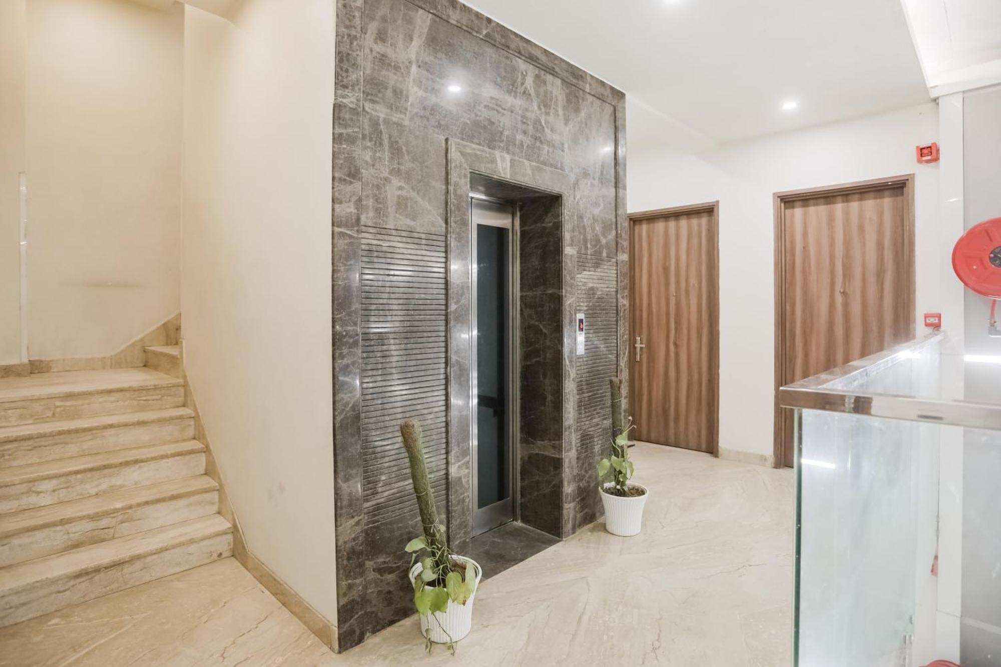 Townhouse The Amv 4*