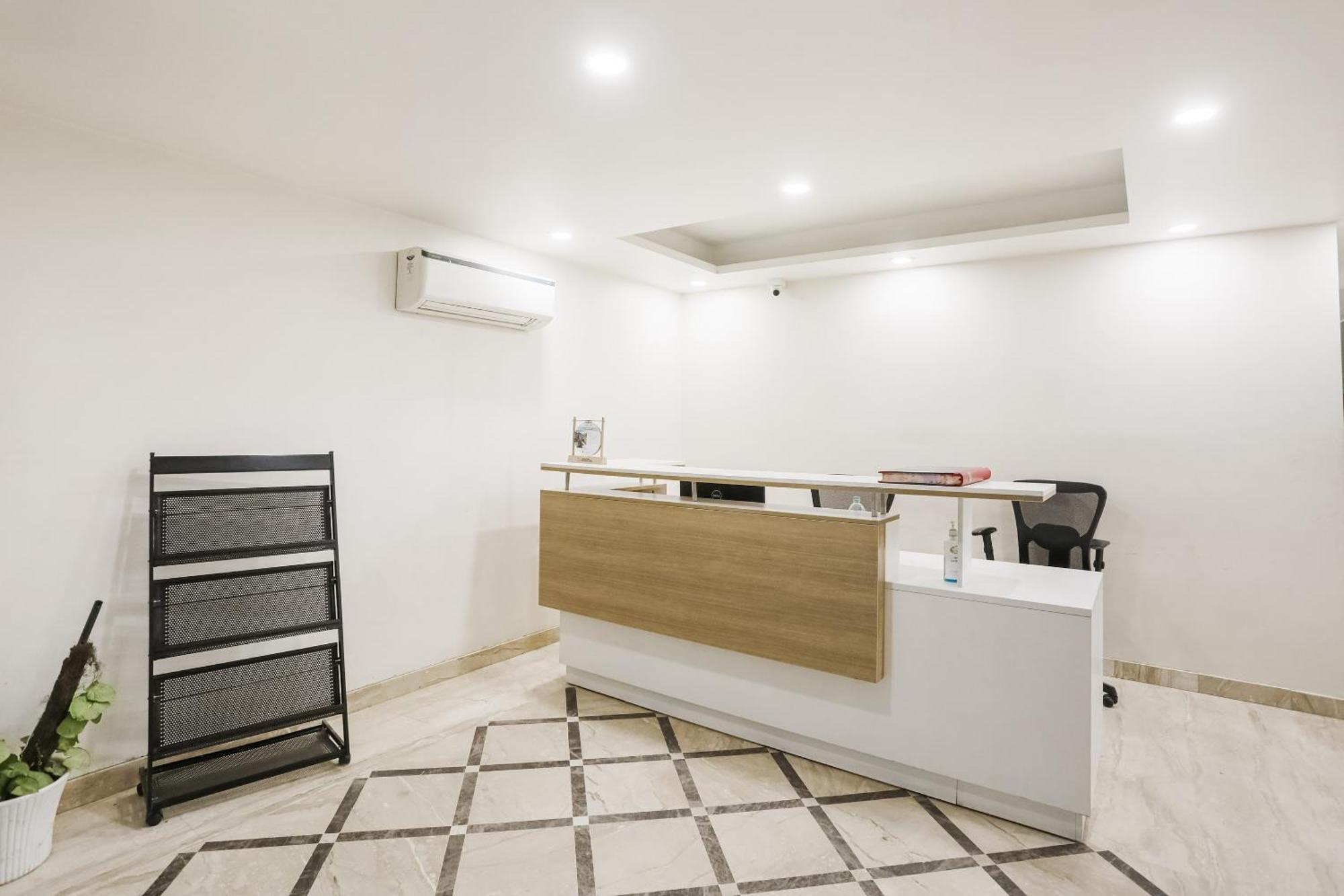 Hotel Townhouse The Amv 4*