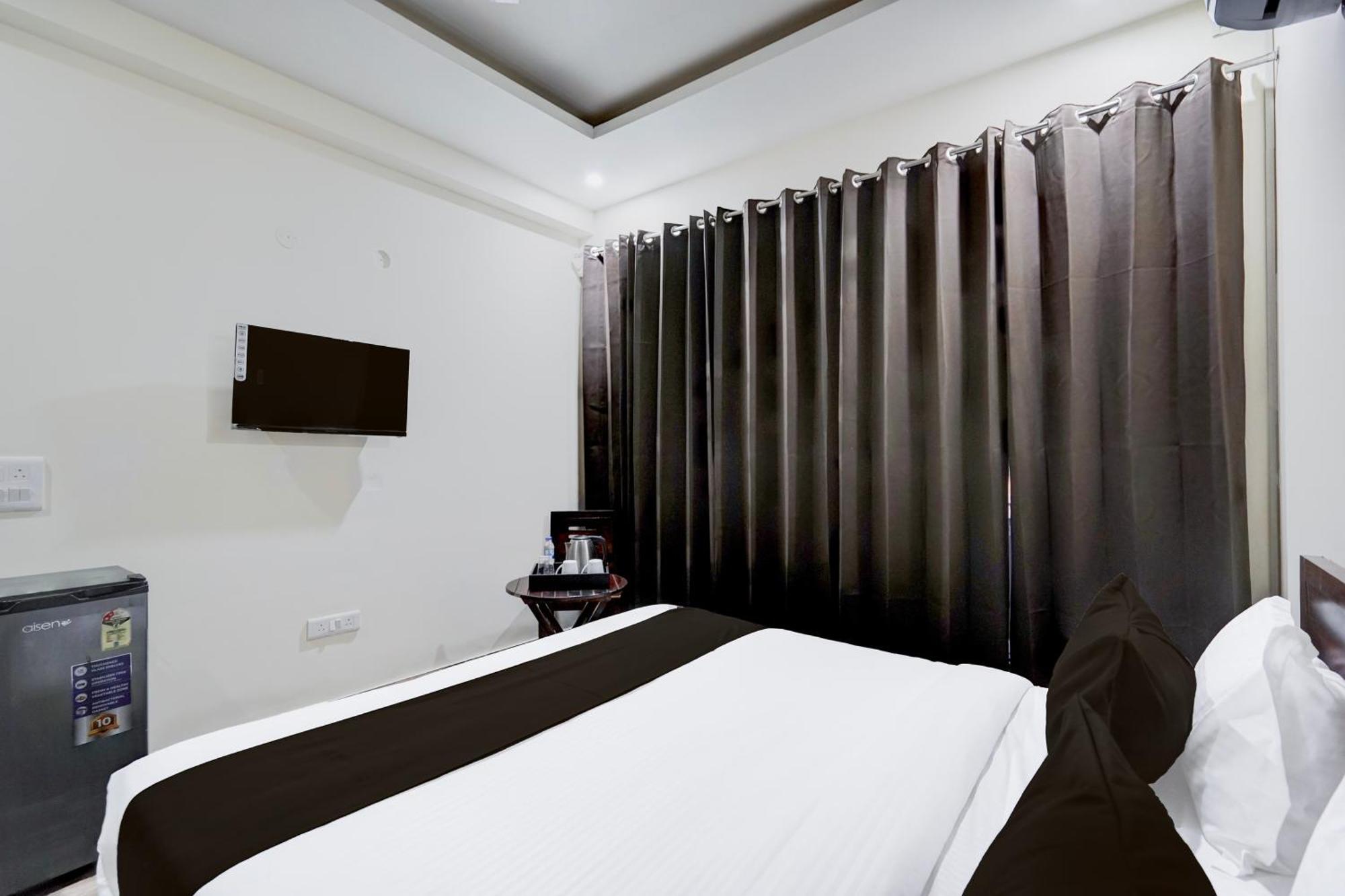 Townhouse Delight Hotel