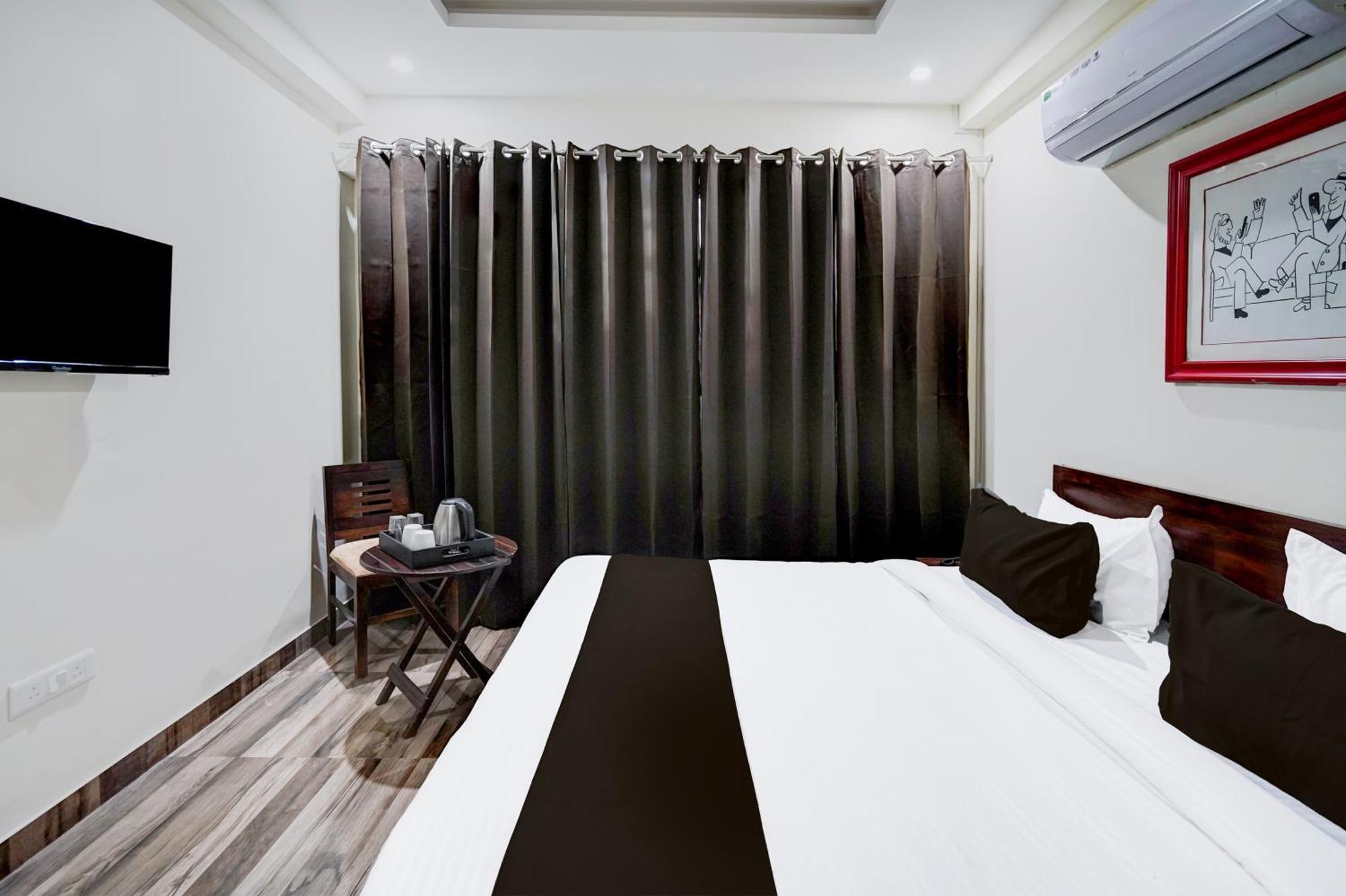 Townhouse Delight Hotel 4*
