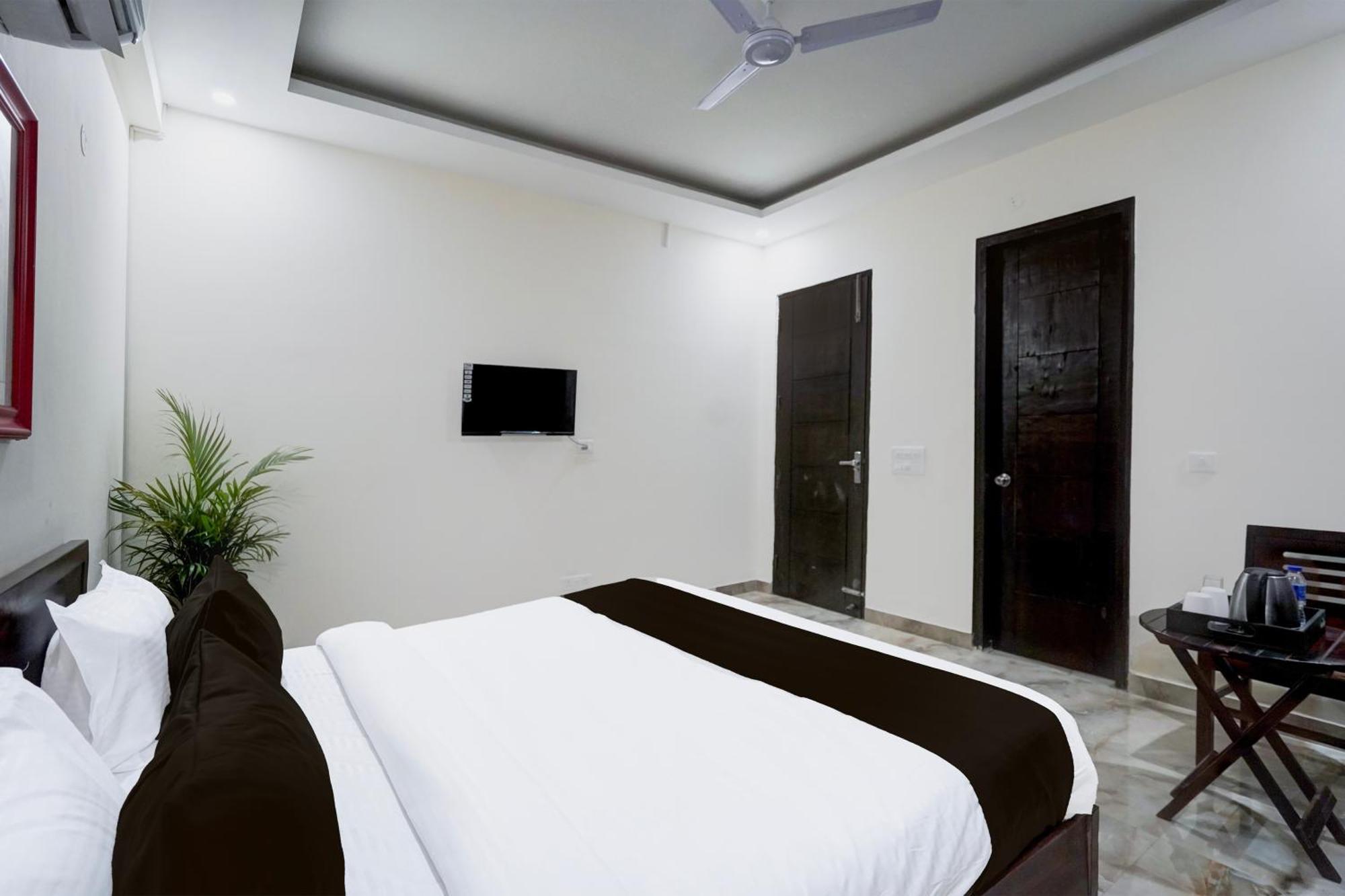 Townhouse Delight Hotel