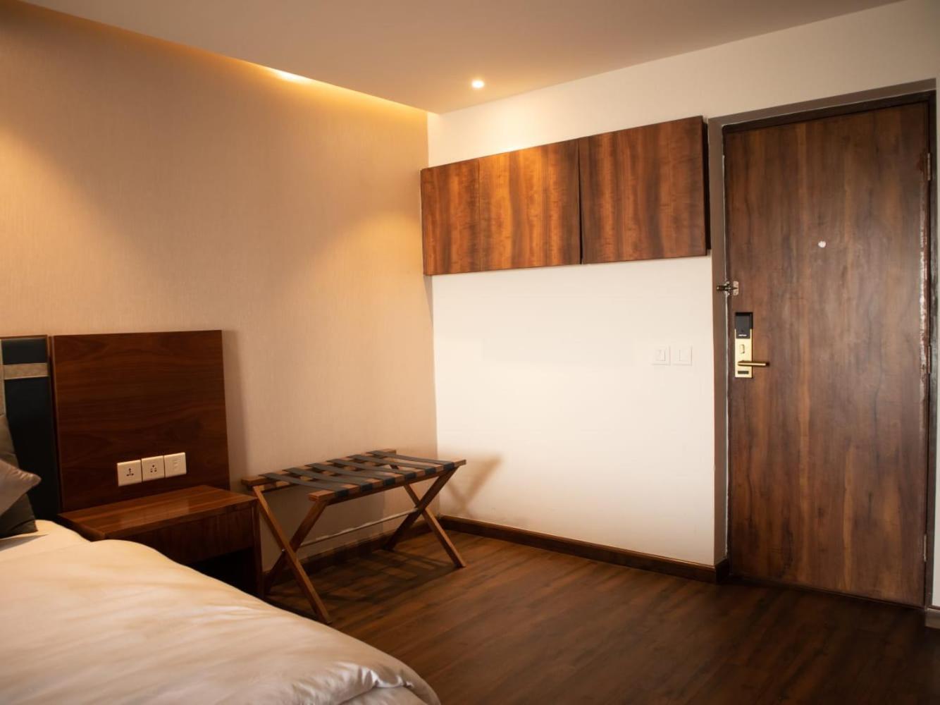 Hotel Studioz2let Gurgaon