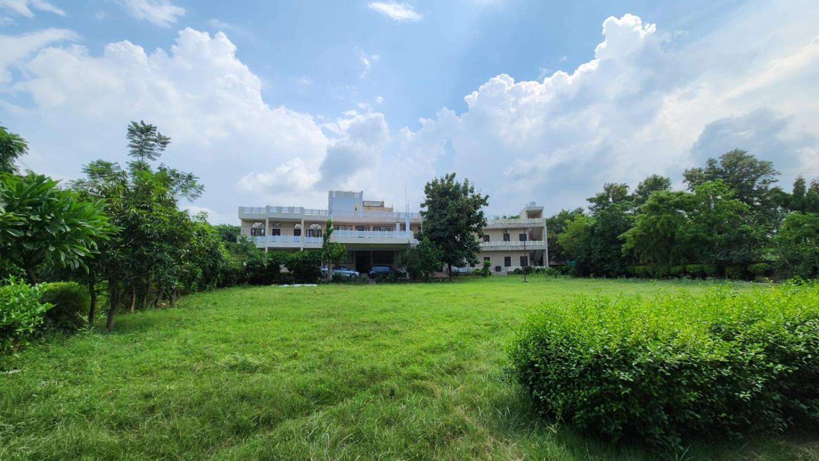 Sai Maharaja Farms Hotel