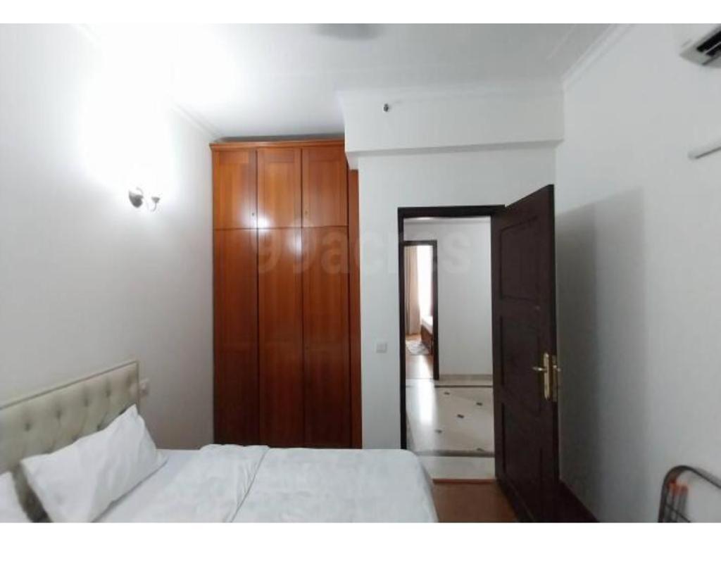 Luxury Living Expert Fully Furnished *