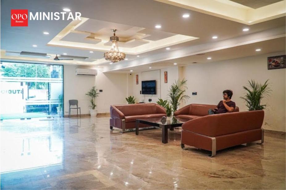 Opo Ministar-003 3*