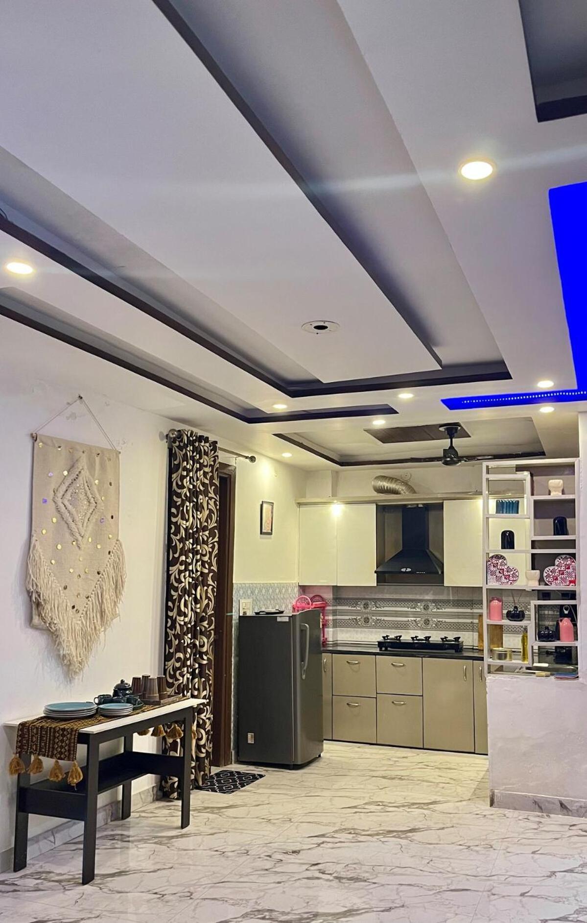 3bhk With The Terrace Apartment *