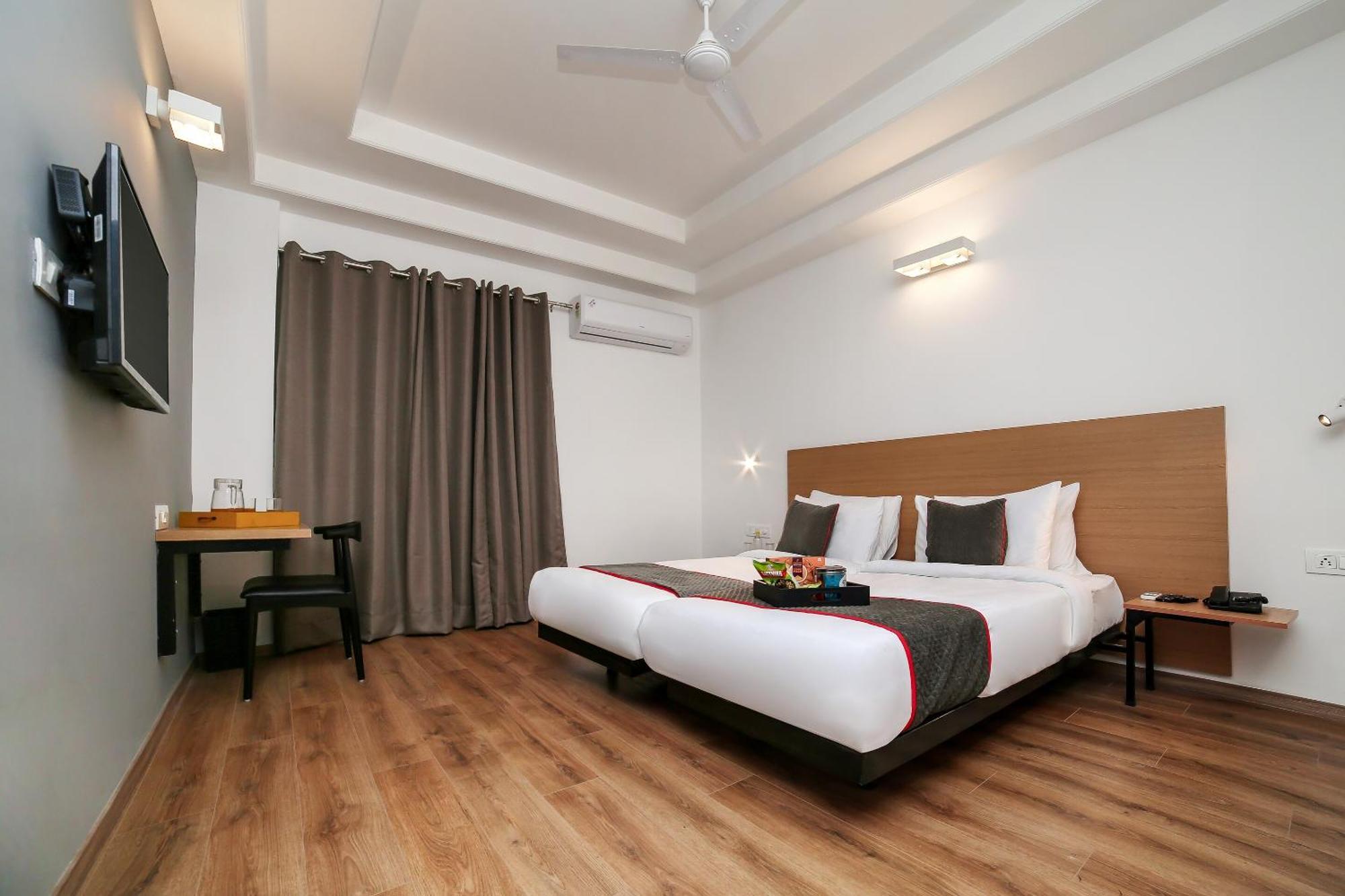 Collection O Townhouse 069 Hotel Gurgaon