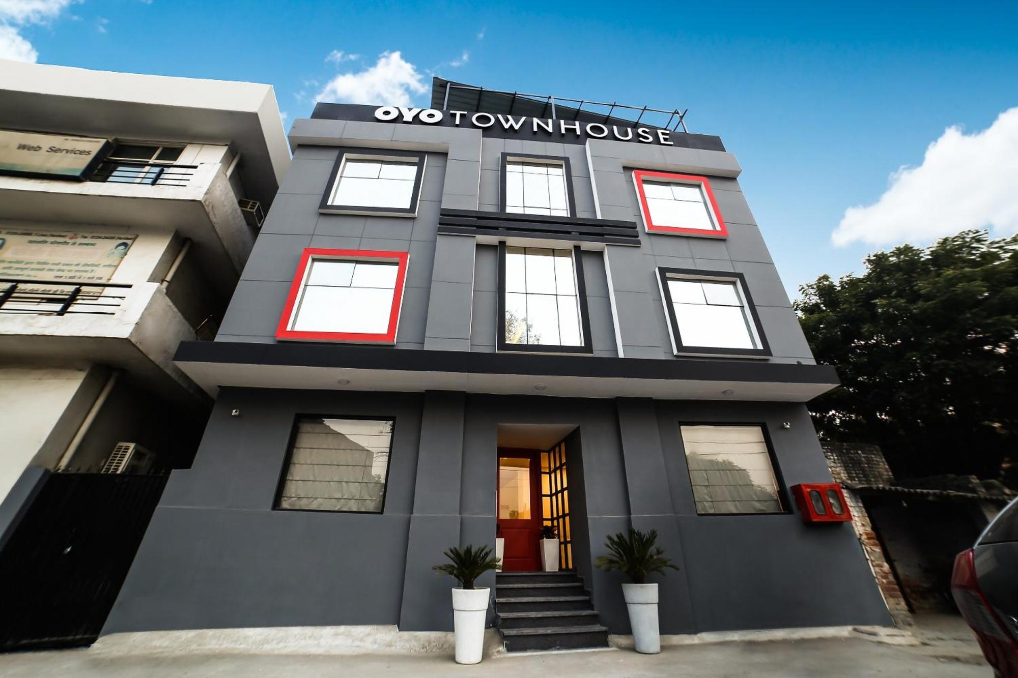 Hotel Collection O Townhouse 069