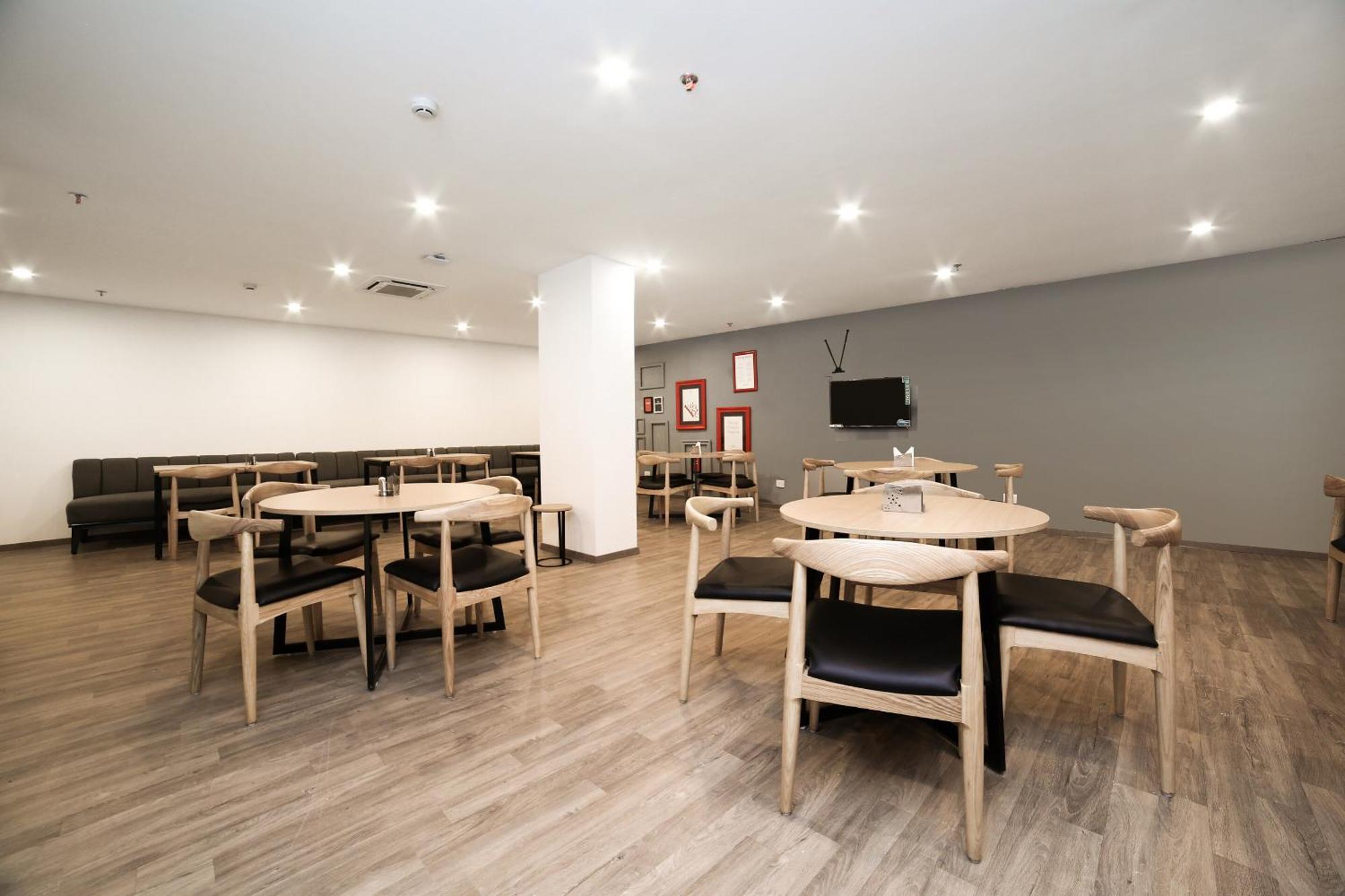 Collection O Townhouse 069 Hotel 4*