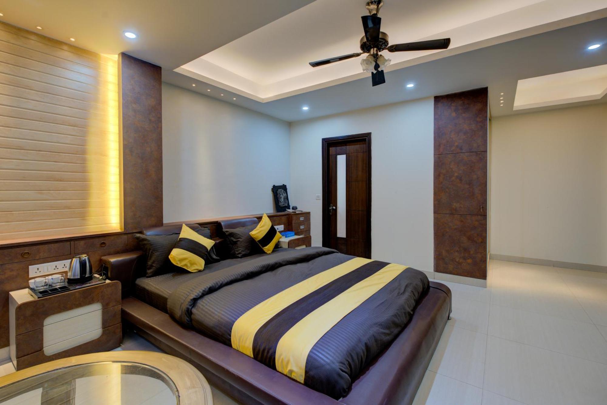 Amrit And Banquet Medanta Hospital Medicity 3*